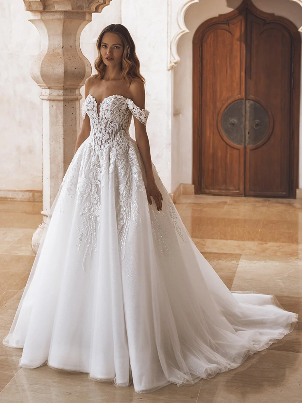 2026 collection Enzoani lace ballgown off shoulder straps drop straps plunge sweetheart Chicago Chicagoland wedding dress