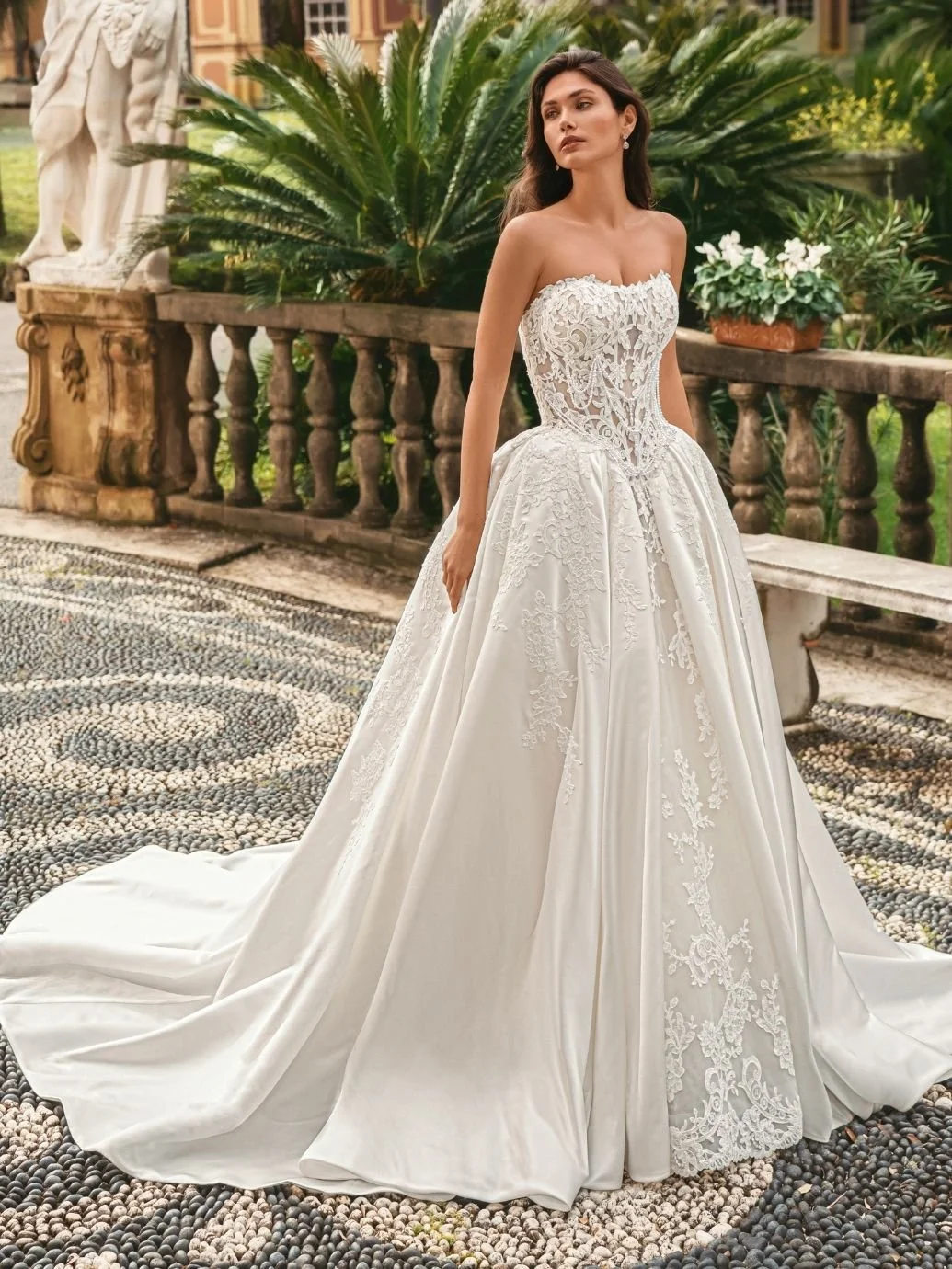 Enzoani Windsor 2027 Collection ballgown Chicagoland wedding dress
