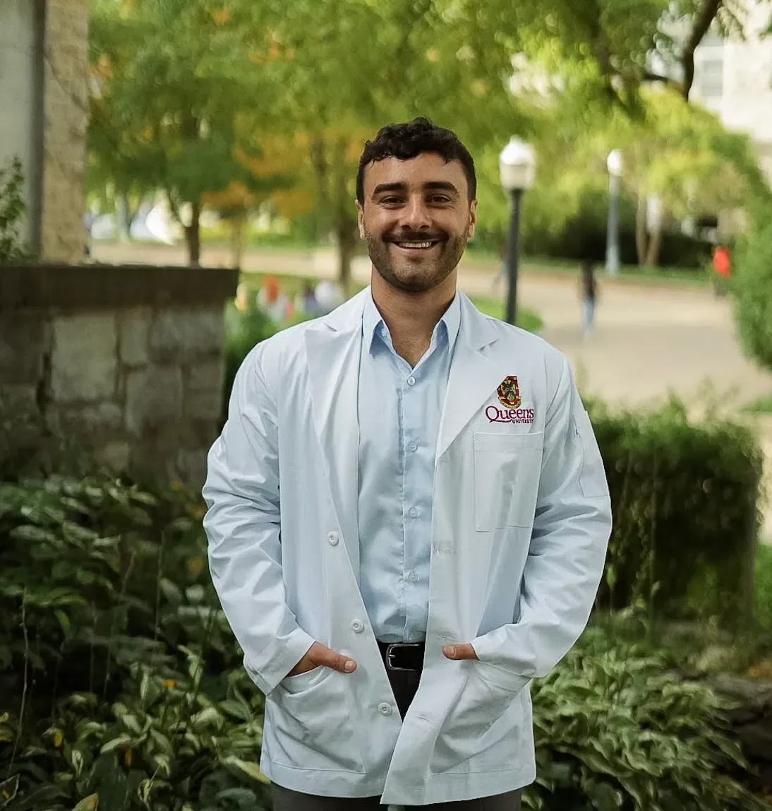 queens-medical-student.webp