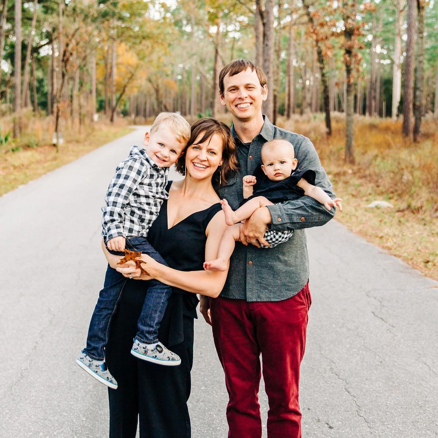 Last night, I was up late finishing the editing on my interview with @emilyartzfrench (check out previous post 😉) and wrapping Valentines gifts for all my sweethearts. I am feeling so grateful! Happy ❤️ Day Mother Makers, to you and all your little 