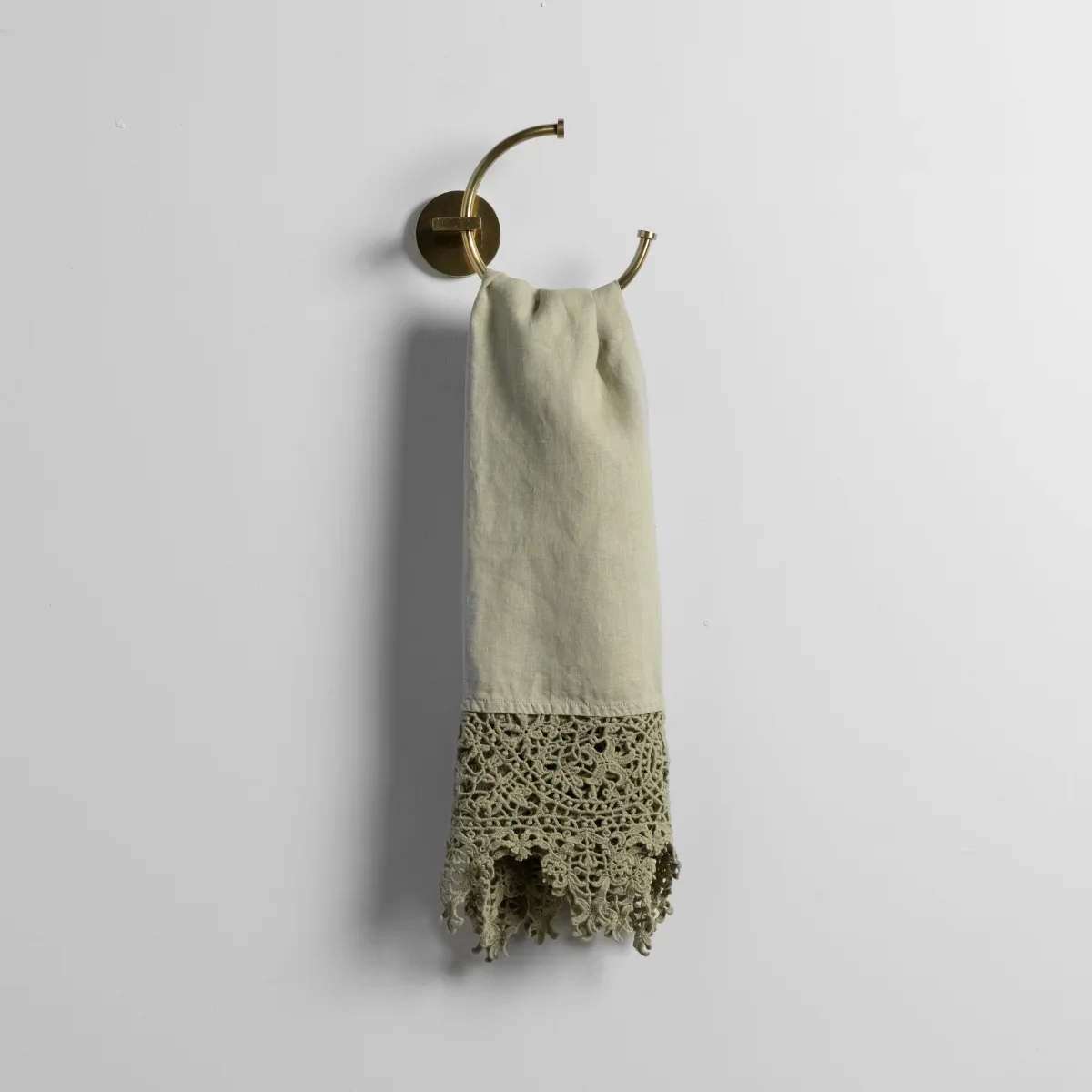 Frida-Guest-Towel-Desert-Sage.webp
