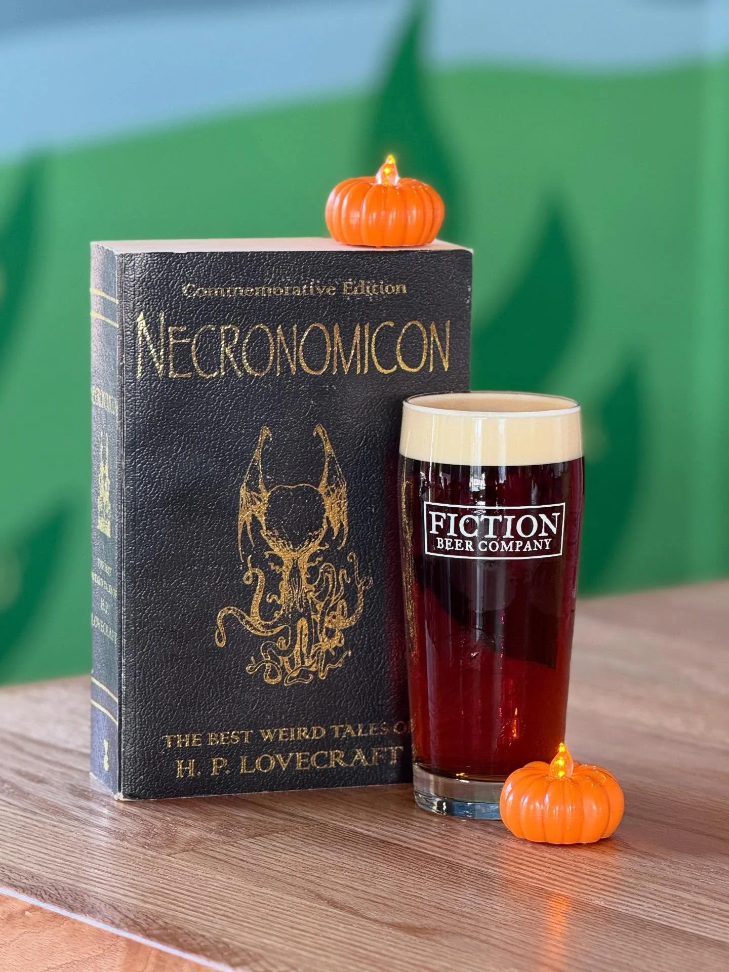 🎃 Spooky season is here and the perfect beer is on nitro in our taproom: Ale of My Ale, our Scottish ale!

🍂 Pair with fall vibes tonight at our fall book buzz with @denverlibrary and hear about upcoming releases to fill the cozy days ahead.

📚 Co