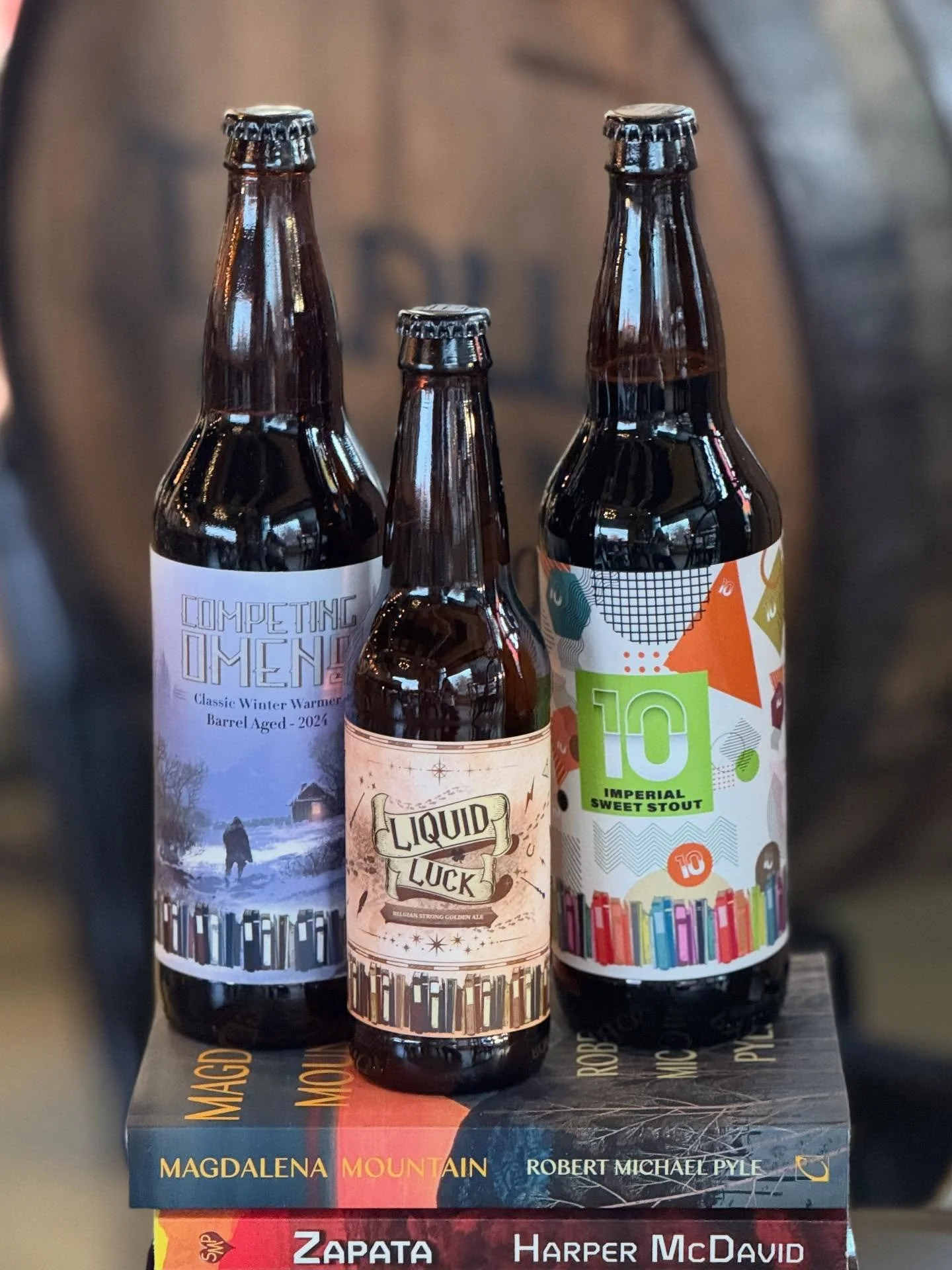 🍺 We have bottles!!

Some of our higher ABV brews simply deserved a fancier presentation. 💁🏻&zwj;♀️

Now ready to take home in bottles:
Liquid Luck Belgian Golden Strong (12oz)
Liquid Luck Barrel-Aged Belgian Golden Strong (12oz)
10 Imperial Sweet