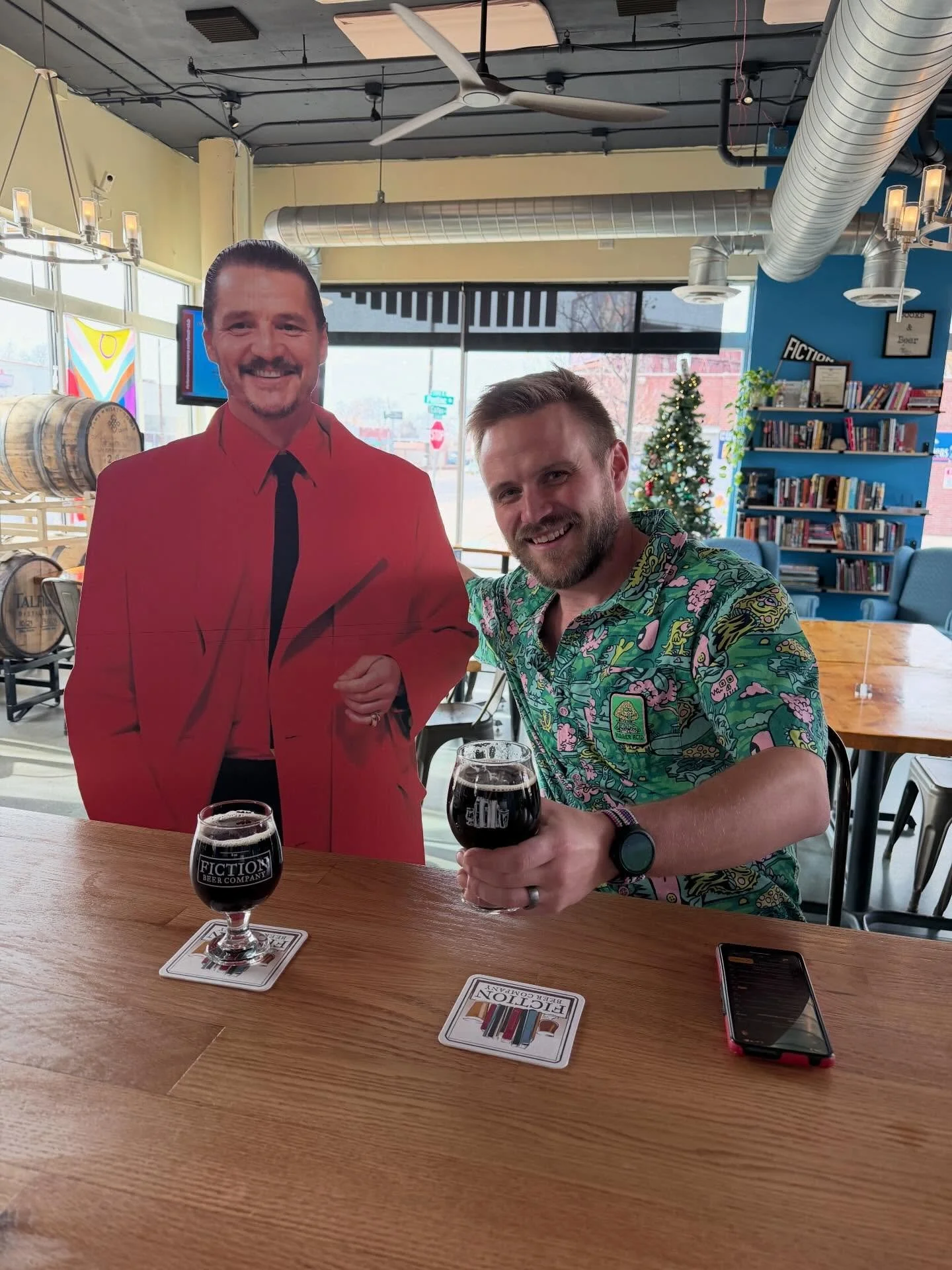 👀 Look who&rsquo;s here! Everyone&rsquo;s favorite daddy, Pedro, just arrived for holiday pictures this afternoon from 3-5pm. 🎄 

For $20, you can get professional photos with Pedro by @bellabflye20 to use in your holiday cards. At 5pm we&rsquo;ll 