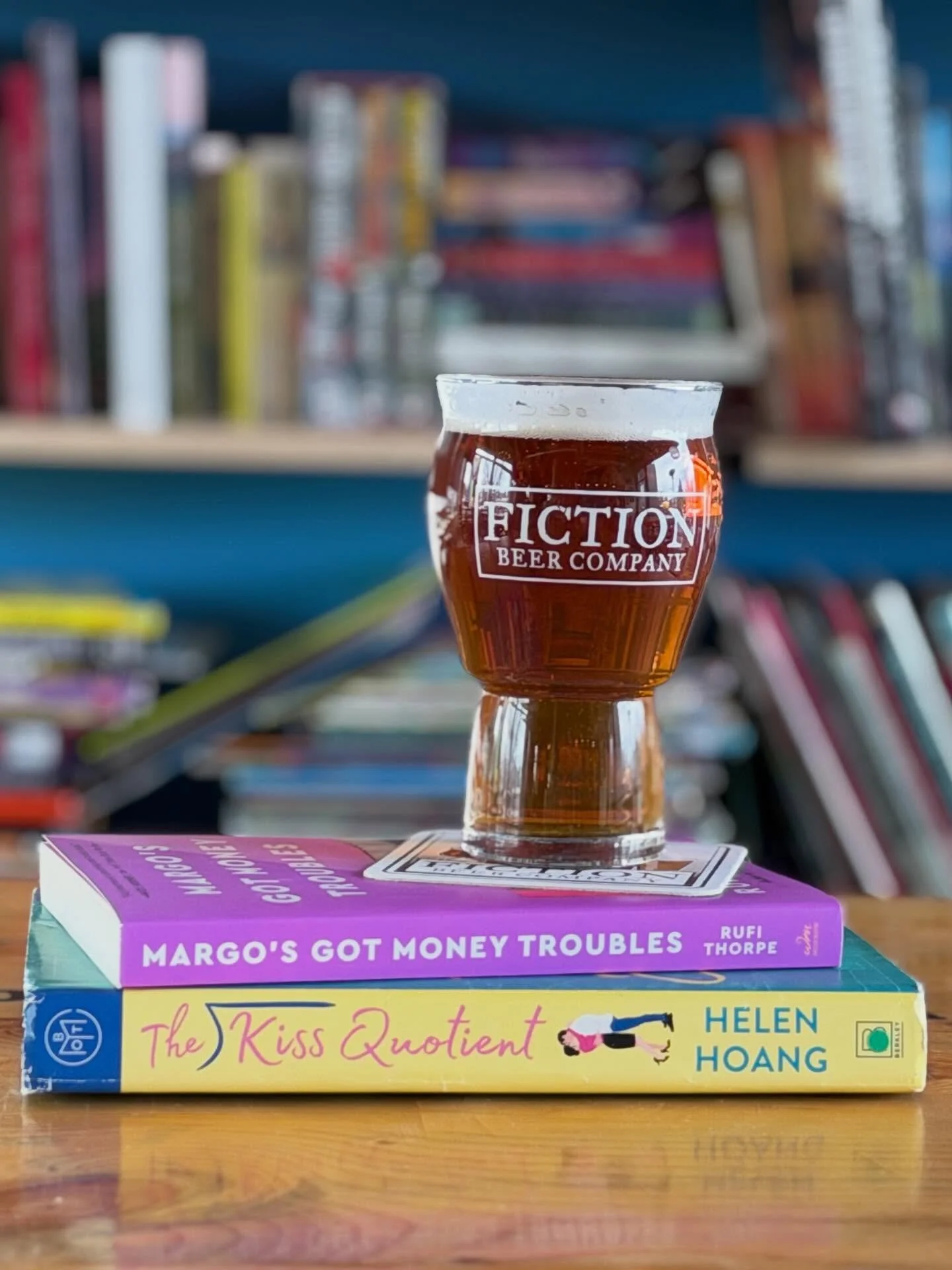 📚 It may be Monday, but it&rsquo;s also smutty book club day! Our book clubbers who enjoy a bit of spice are meeting at 7pm to discuss Kiss of the Basilisk by Lindsay Straub.

@ms.hanas will be parked outside from 4-8pm.

Our next two picks are focu