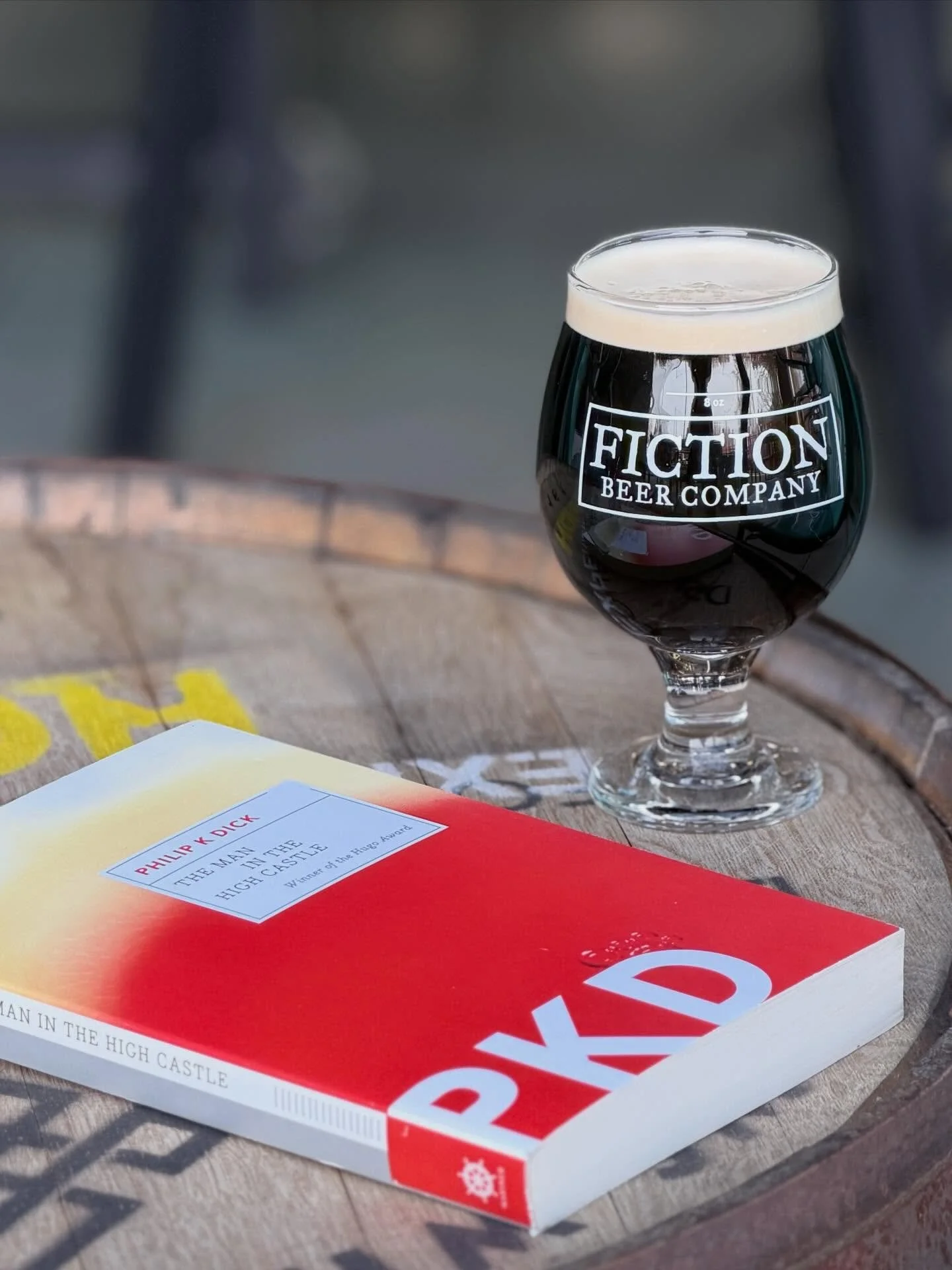 ☀️ The weather is Colorado-ing&hellip;but we have the perfect beer to toe that line between winter and spring! Our latest tapping is barrel-aged Alternate Present, our award-winning schwarzbier. It&rsquo;s light, roasty, and so sippable&mdash;and it&