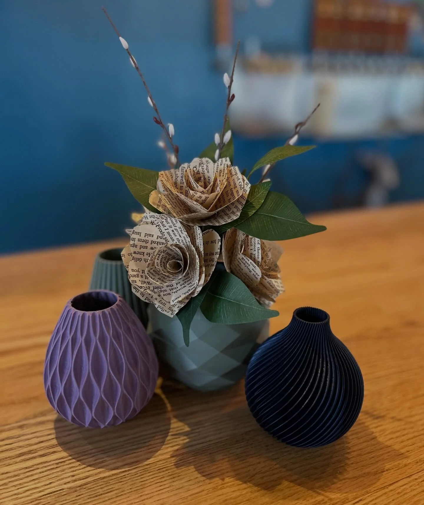 Still looking for a gift for your mom (mother figure, spouse, pet mom, etc) this Mother&rsquo;s Day? Or just the reader in your life? Something hand made but less effort? Join our own Elise on May 9th from 1-5pm and build your own book page paper flo