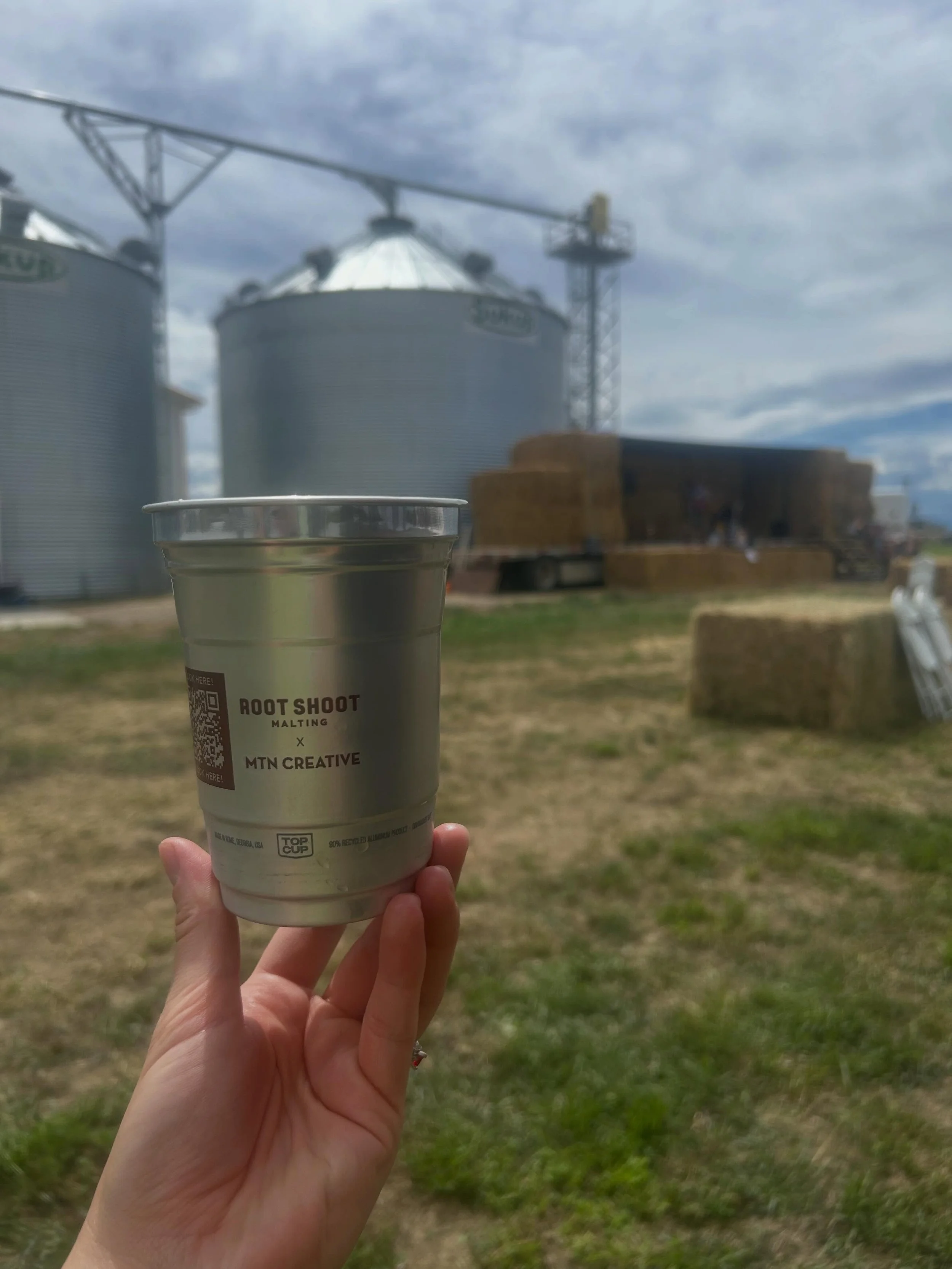 Occasionally we get to have fun outside of the taproom! Great music, great beverages, and 🤌 BBQ up at @rootshootmalting for their field day! 

#fictionbeercompany #rootshootmalt #fieldday #fictionfamily
