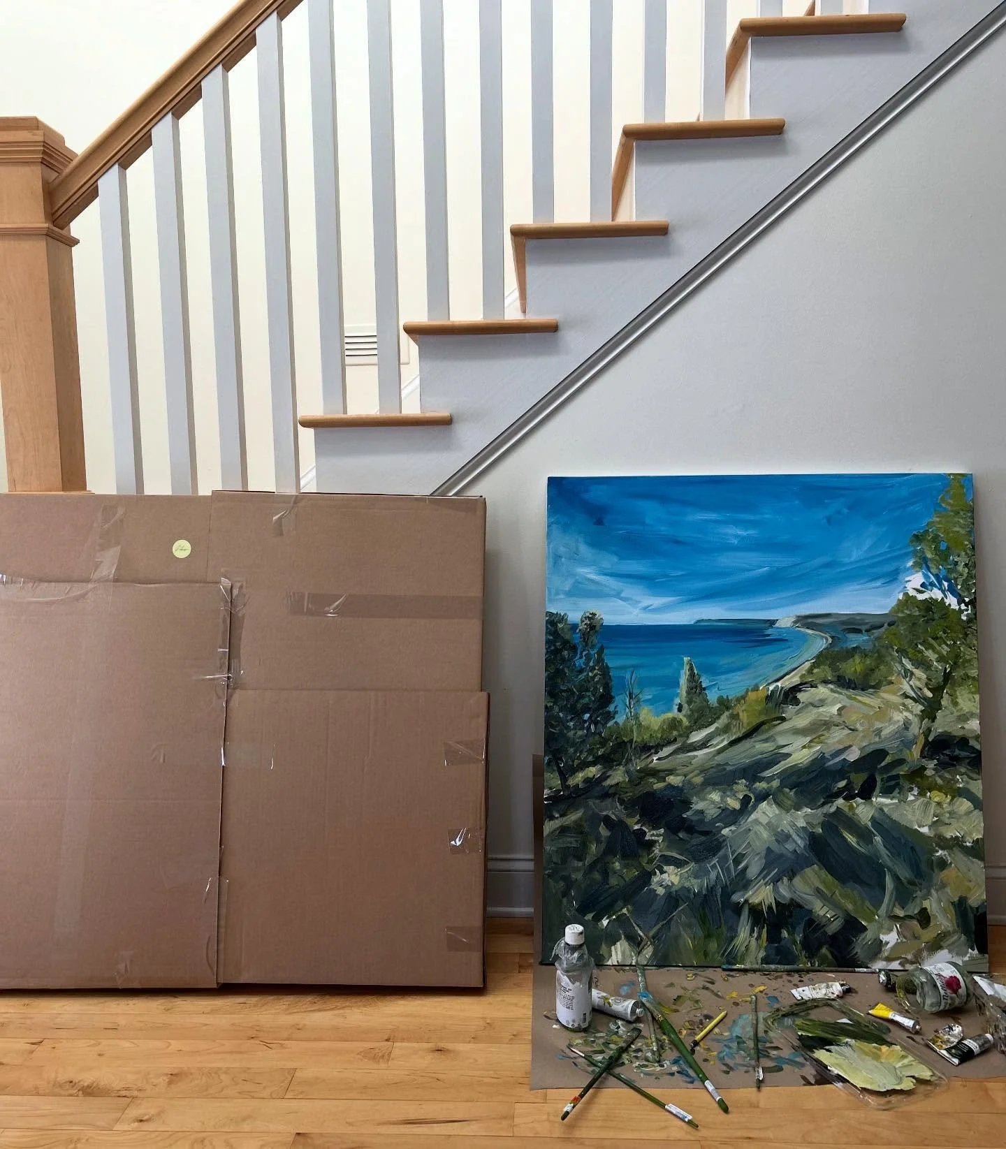 Paintings going out and new beginning 👍 #empireblufftrail #empiremi #leelanau #interiordesign #interiordetails