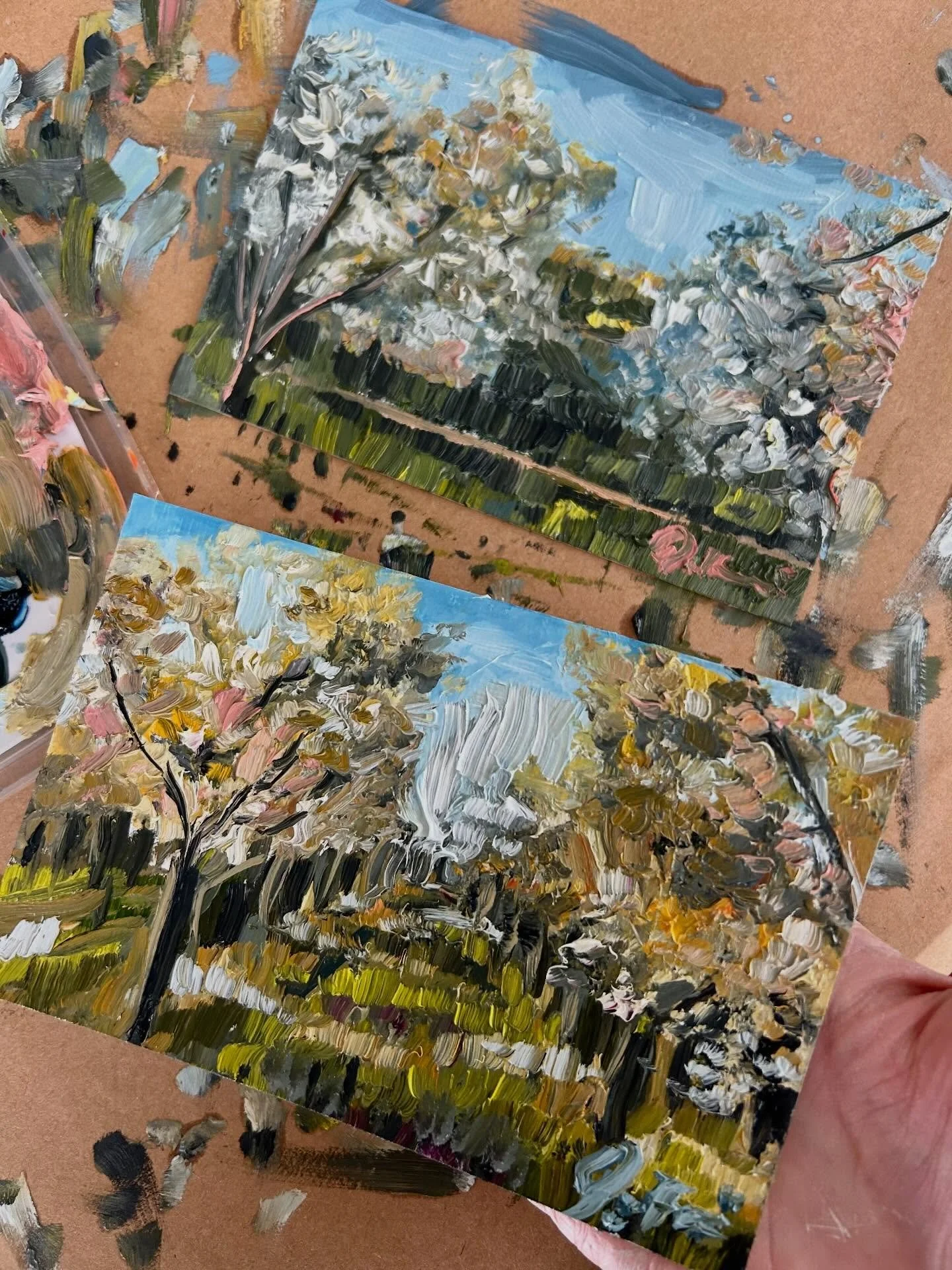 &ldquo;Evening Cherry Orchard&rdquo;
4&rdquo; x 6&rdquo; (set of 2)
$40.00
Ready for local pick up or shipping early March. 
#suttonsbay #northernmichigan #leelanau #leelanaucounty #oilpainting