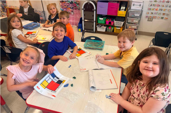  Central Elementary kindergarten used different types of stones and rocks to practice their sorting skills. 