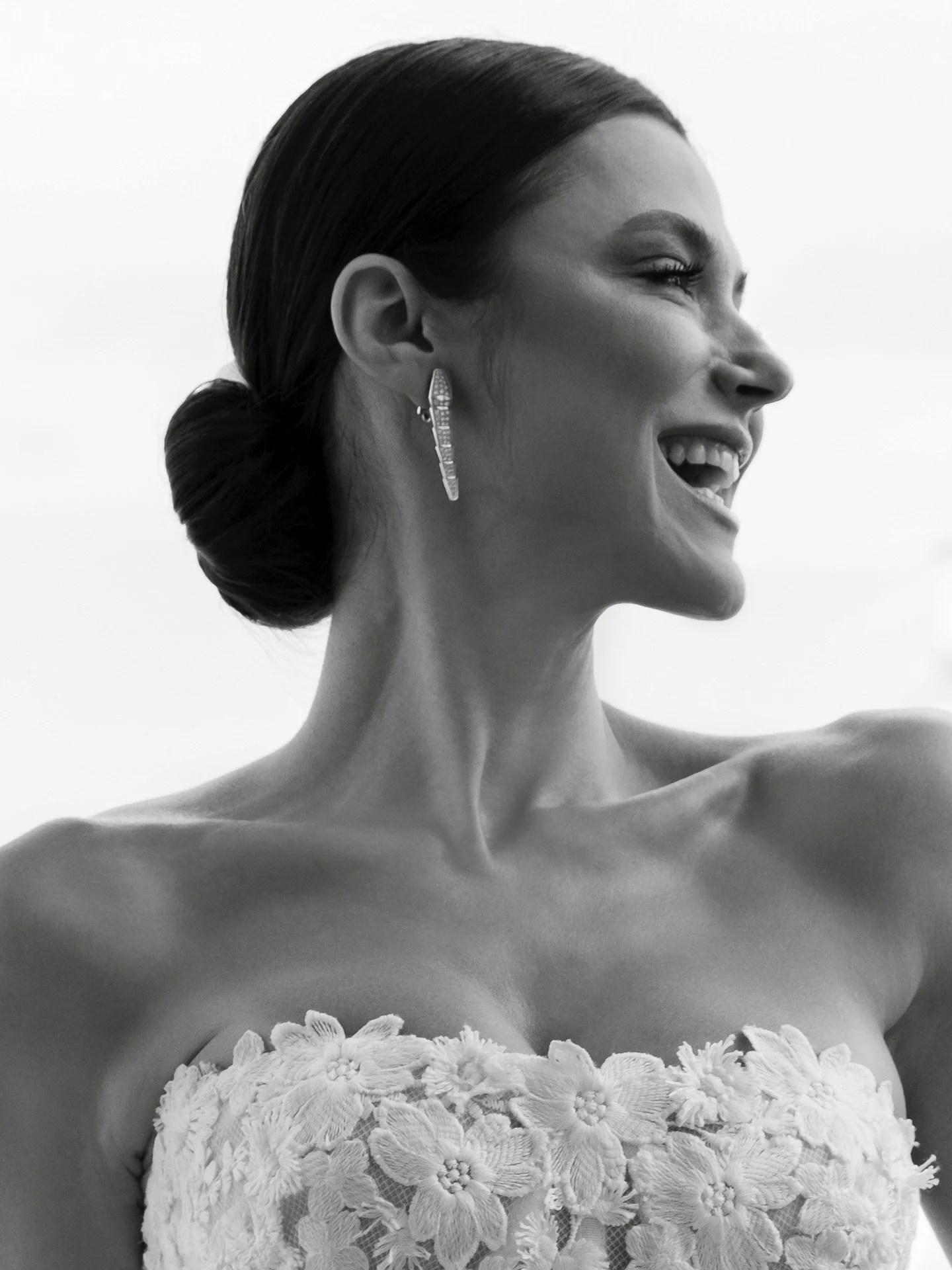 A love that feels royal and timeless, a truly unique story, captured forever.

Photography @alerian_photography 
Videography @eduardcarp_videographer 
Planning @catalina.chic 
Florals and design @florariairis @iriseventsconcept 
Wedding Gown @zuhairm