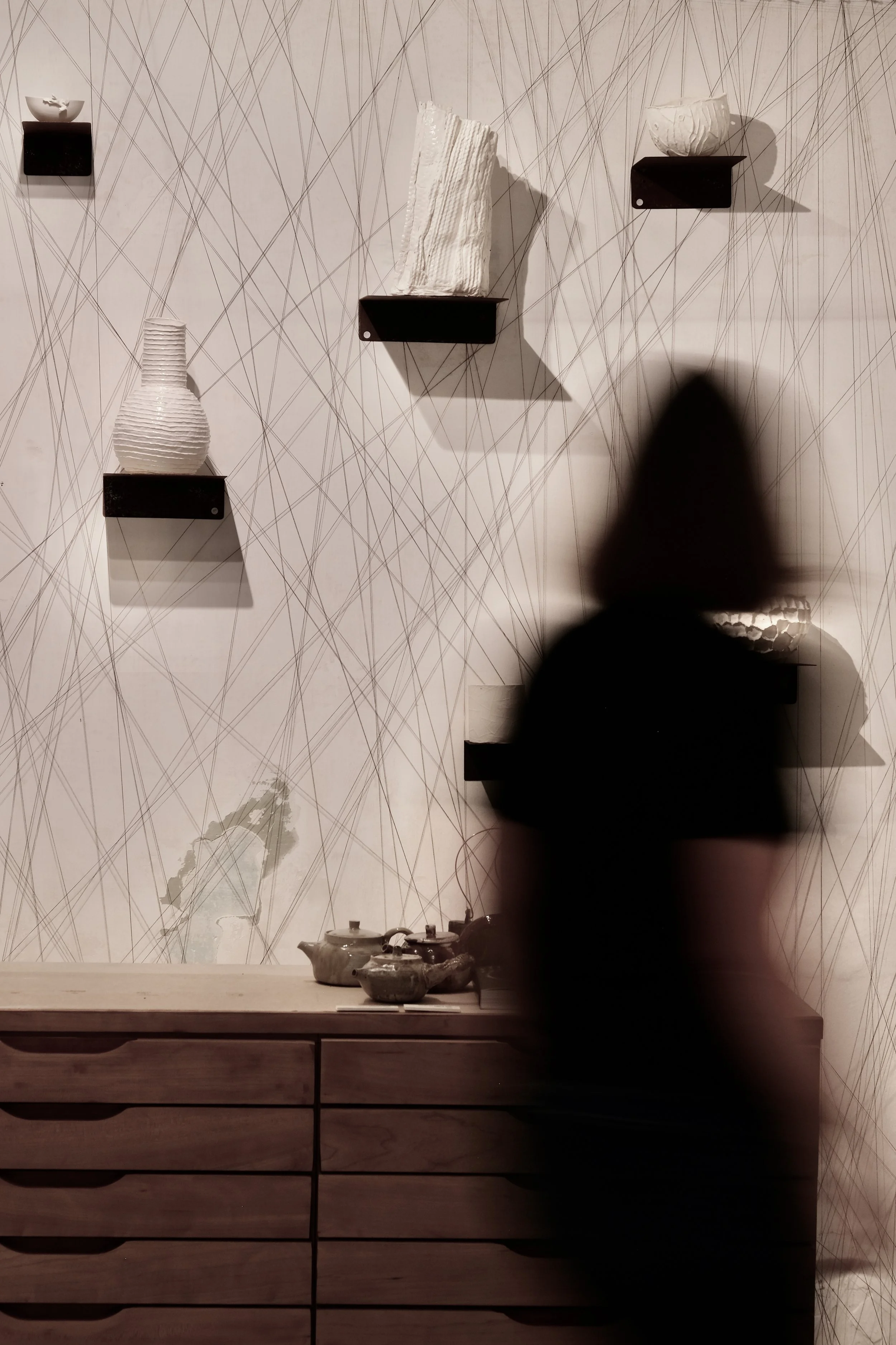 galleria minima amelia installazione ceramiche contemporanee
