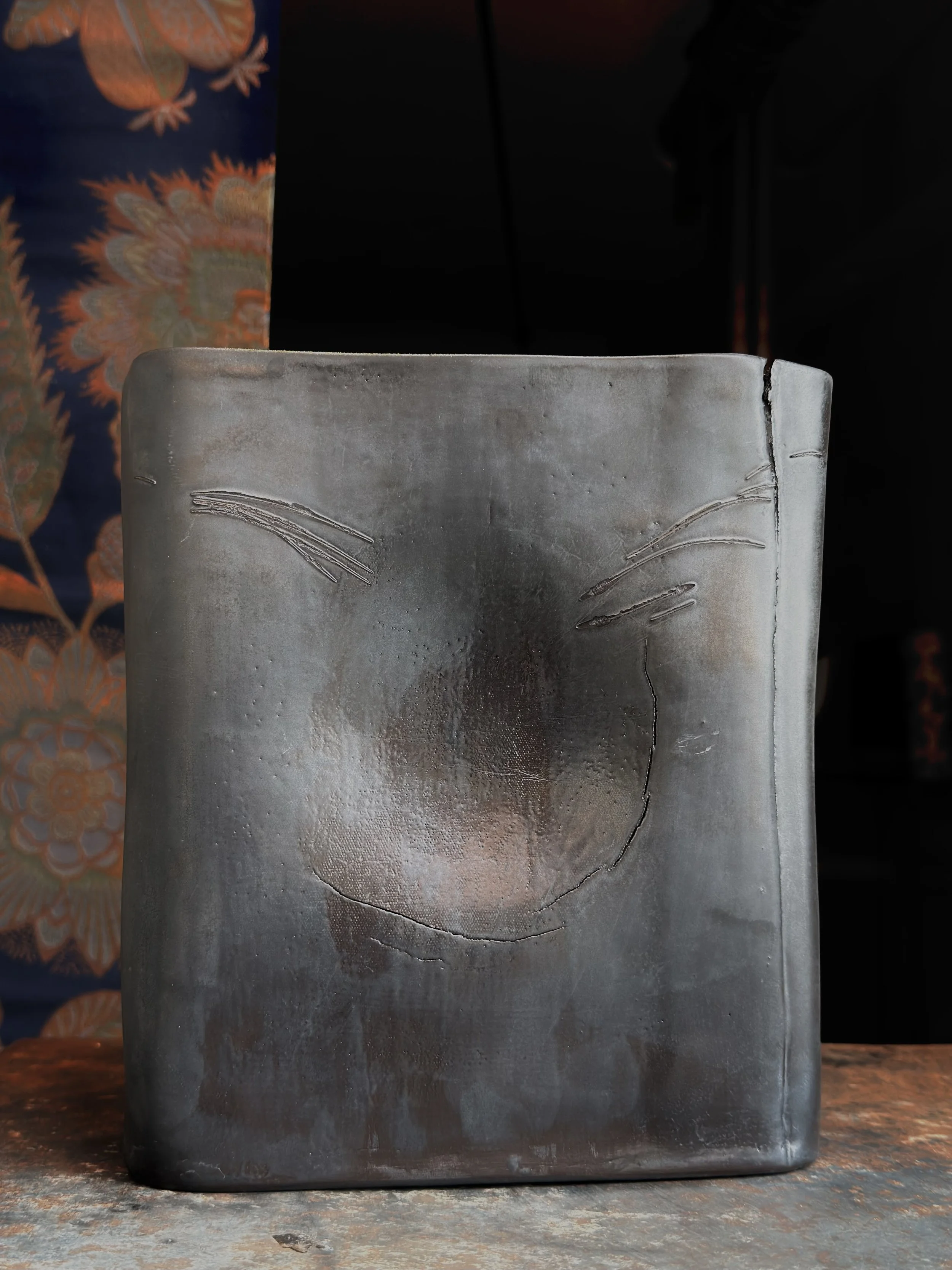 Vaso in gres realizzato per la mostra A sottovoce-mini_ma gallery-Amelia-Italy