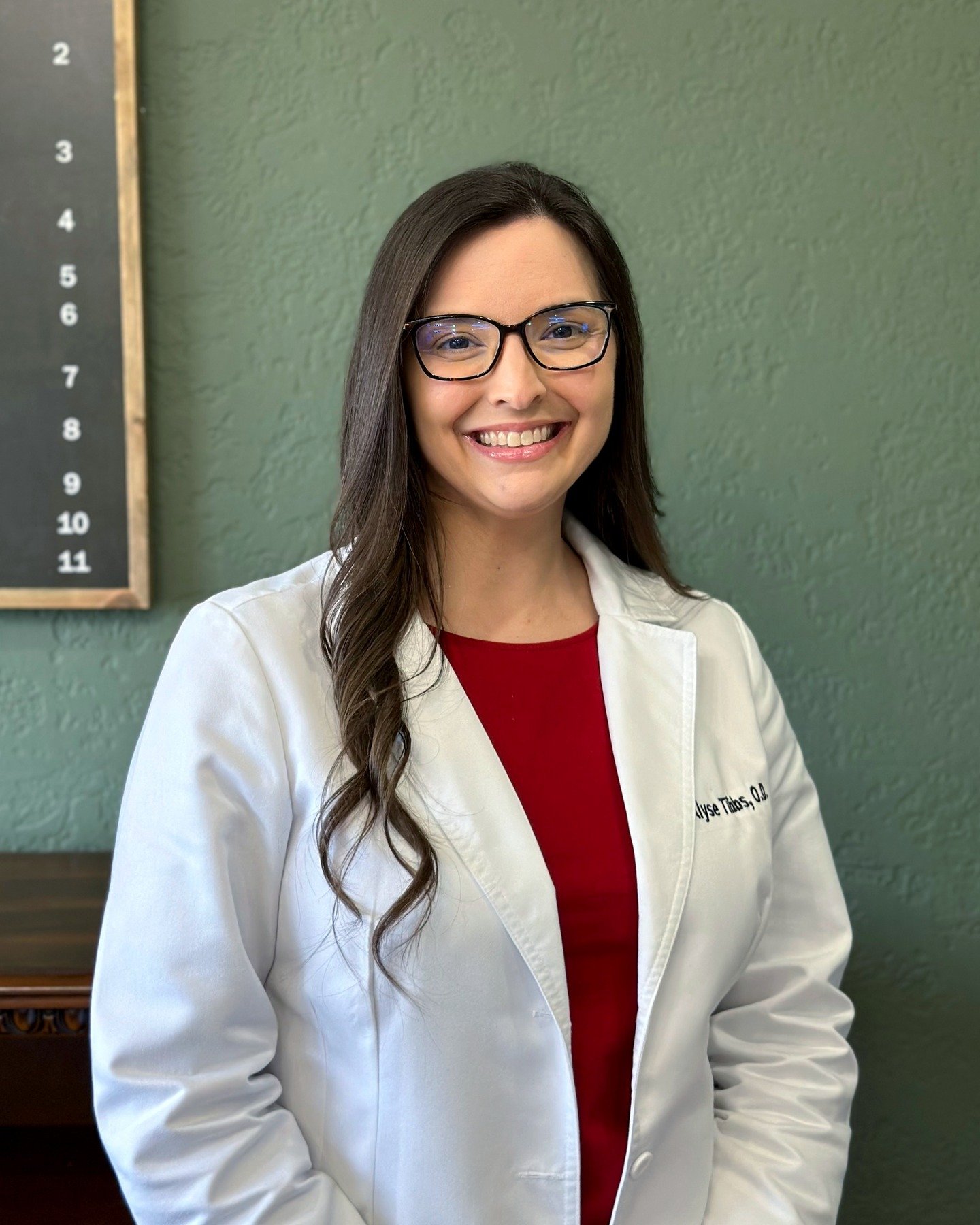 If you've been in the office lately you'd probably gotten a chance to meet our newest doctor, Dr. J. Alyse Allen-Tibbs to our team!!

She has resided in the East Texas area the majority of her life. She participated in the dual-credit program offered