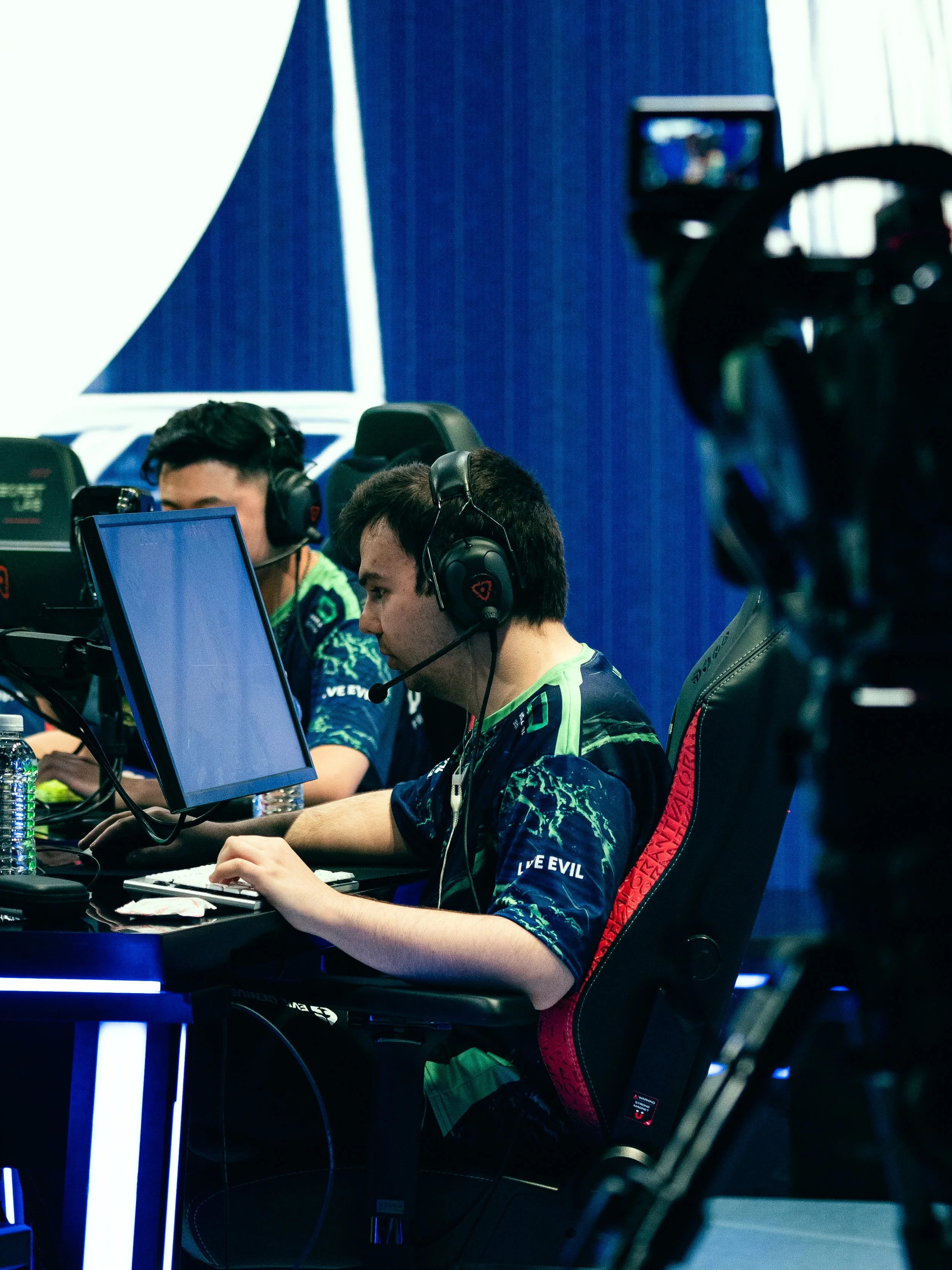 vct-final-day1-20.jpg