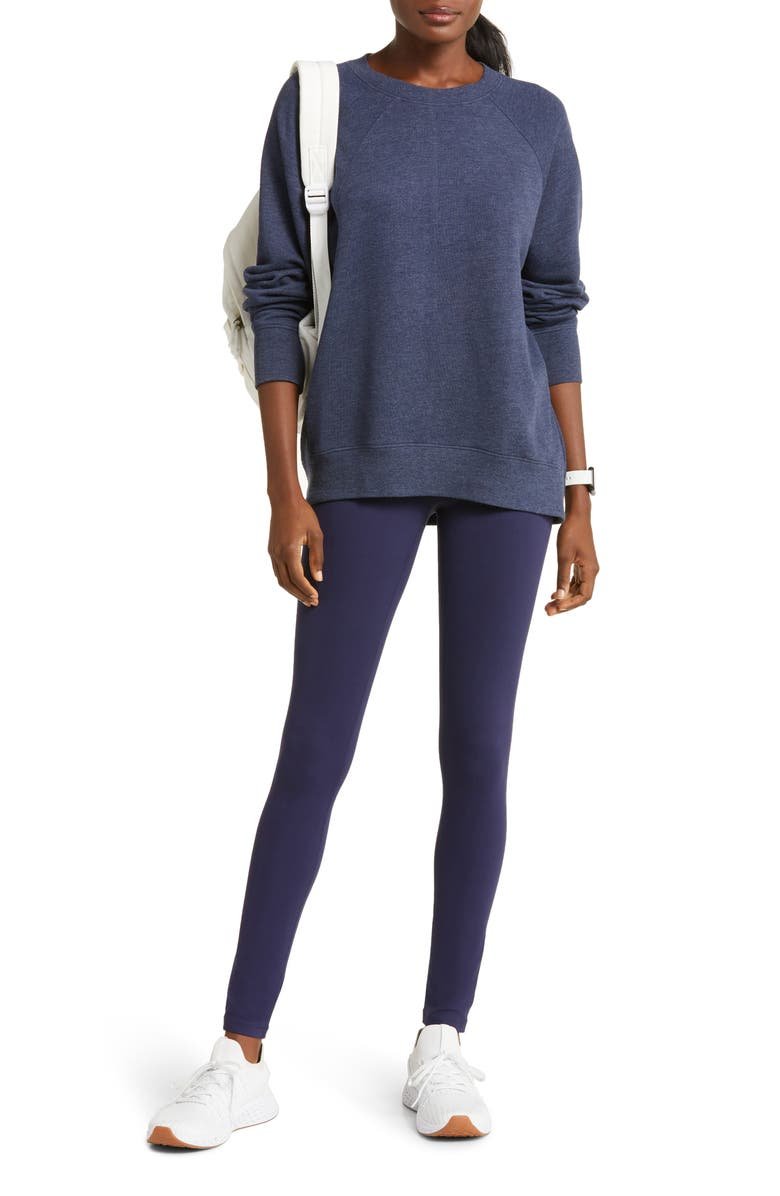 ACTIVEWEAR