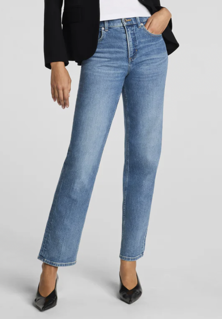 SEMI CROPPED DENIM