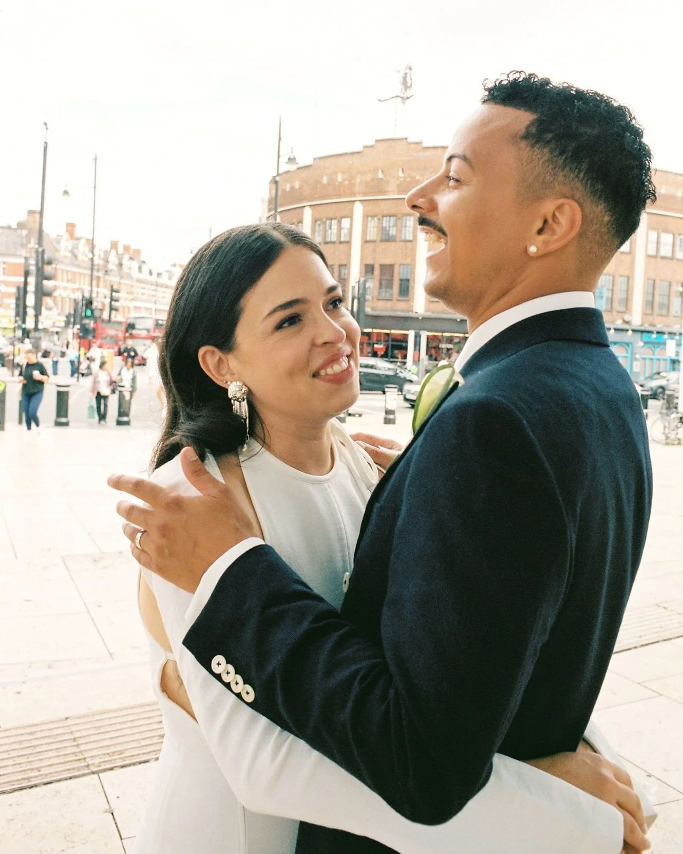 THE IMPORTANCE OF A TRIAL. Maria is a great example of why a trial is so imperative. She's gorgeous and has very little to cover but the intensity/ style of the makeup changes between her trial appointment and the wedding day.

- The trial cheek colo