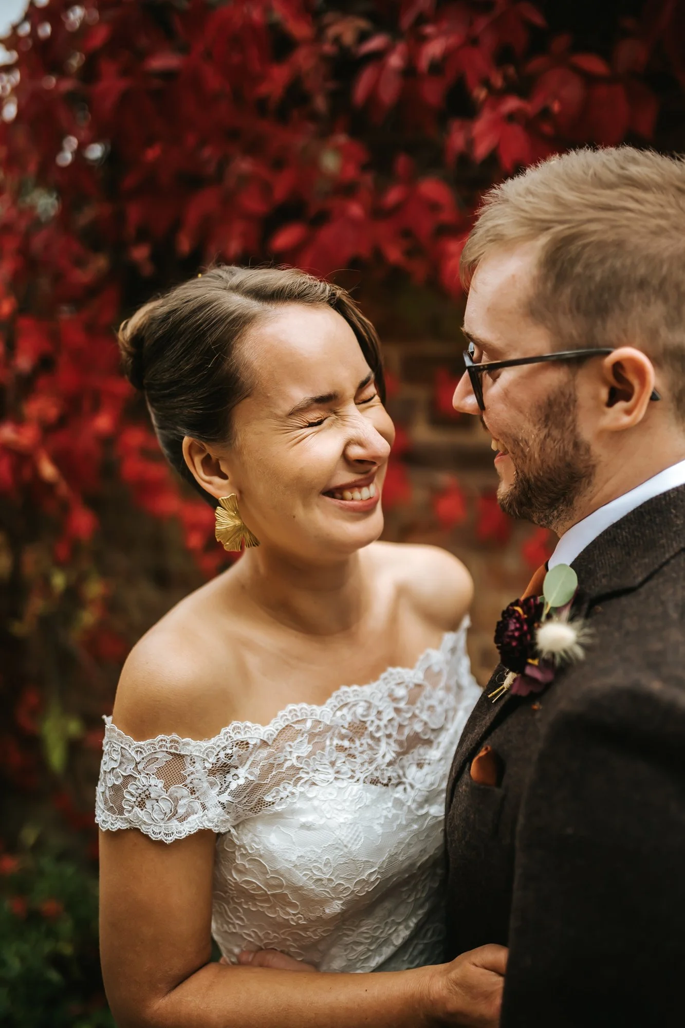natural wedding hair and makeup artist for topical steroid withdrawal and sensitive skin bore place bridal preparation