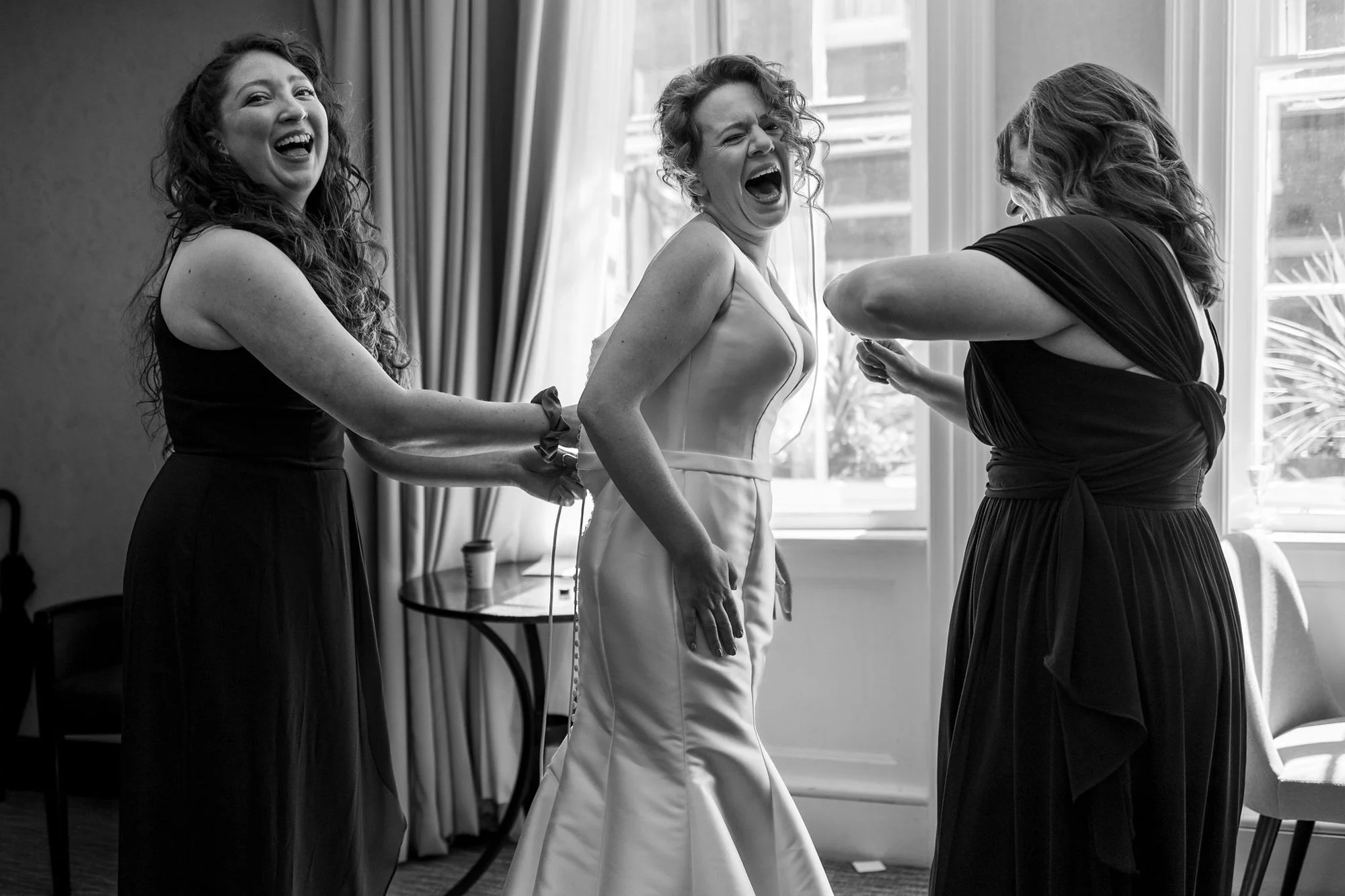 natural wedding makeup for oily sensitive skin bridal makeup artist hair stylist london sam and simon photography30.jpg