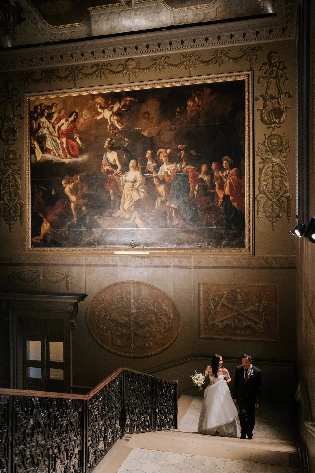 glowy wedding makeup soft hollywood waves wedding hair hampton court palace michael maurer photography