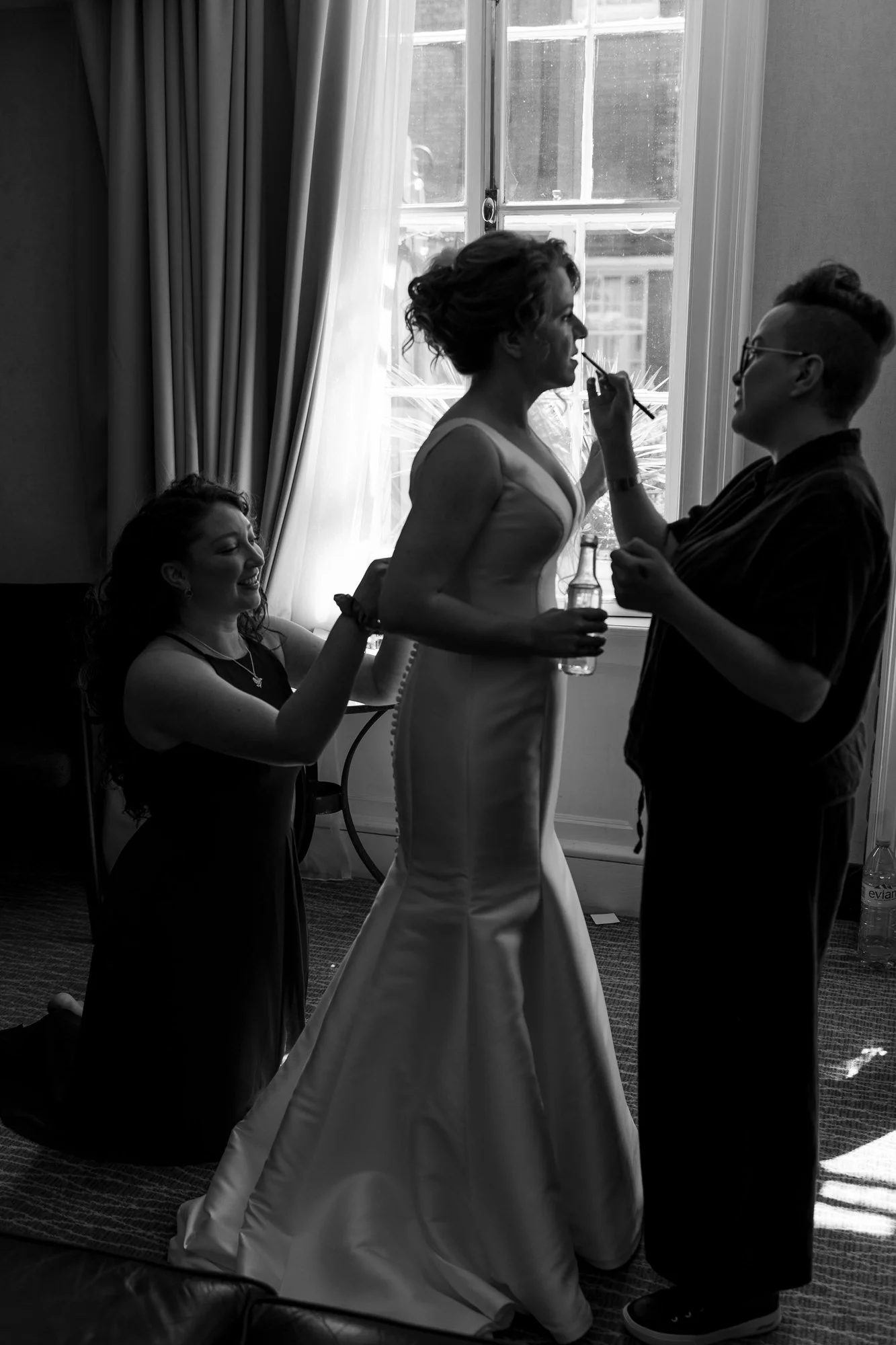 natural wedding makeup for oily sensitive skin bridal makeup artist hair stylist london sam and simon photography13.jpg