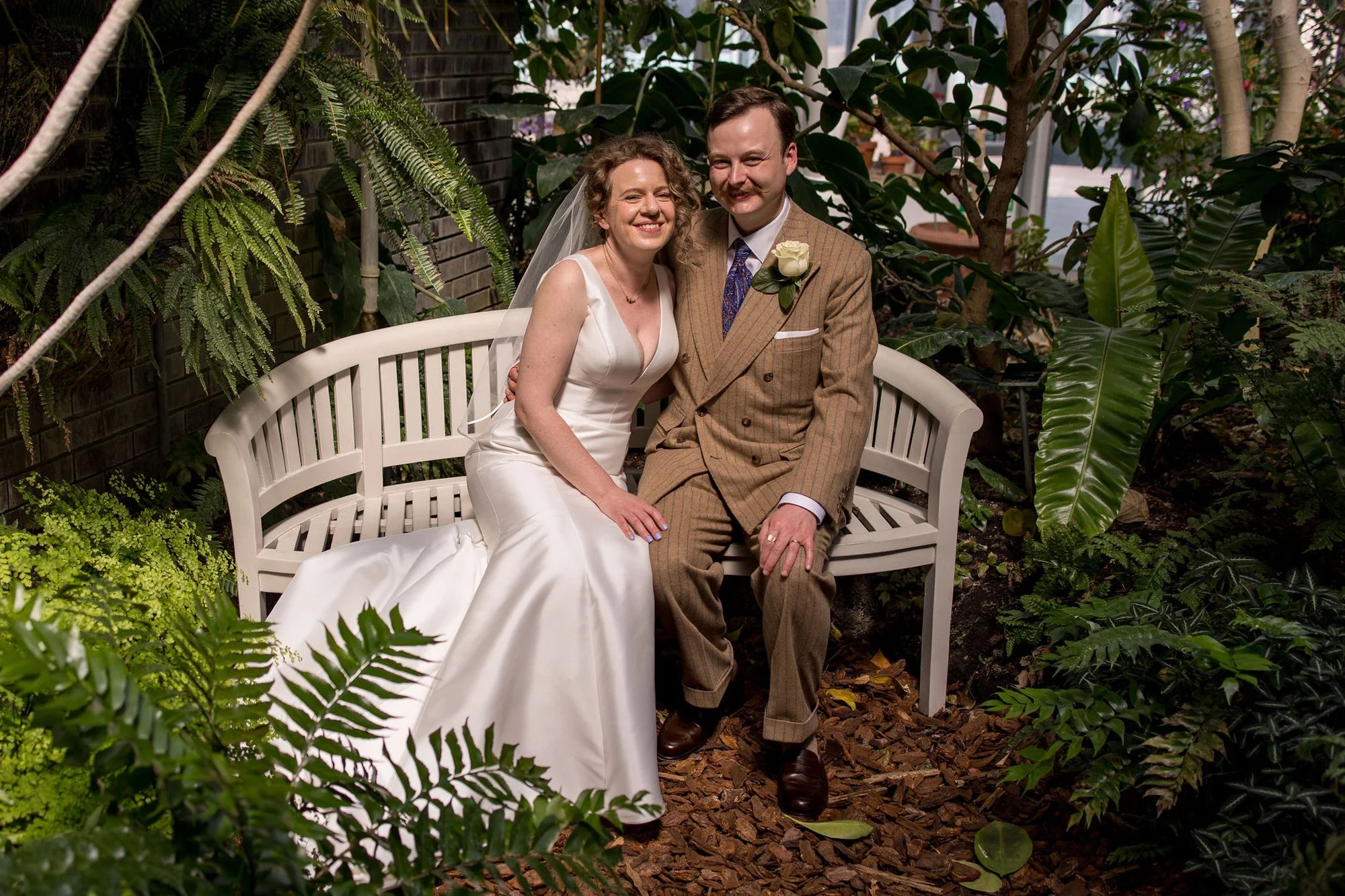 natural wedding makeup for oily sensitive skin bridal makeup artist hair stylist london sam and simon photography24.jpg