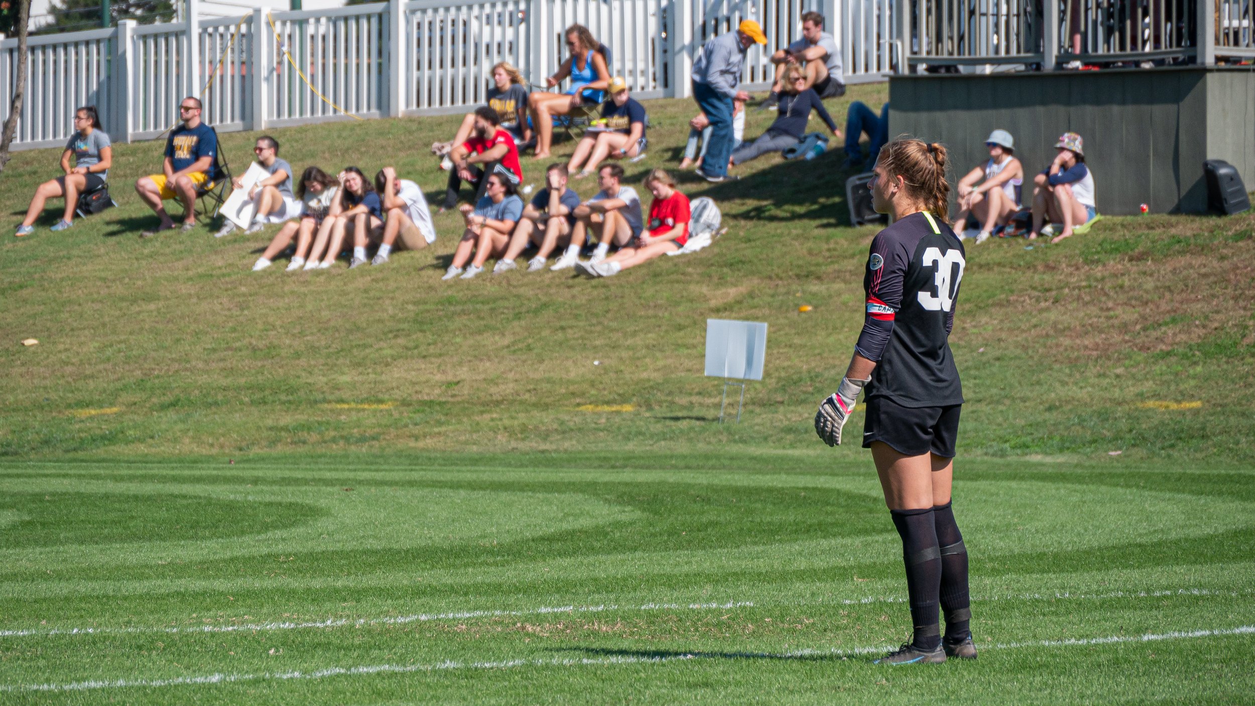 211024_WSoccer-2.jpg