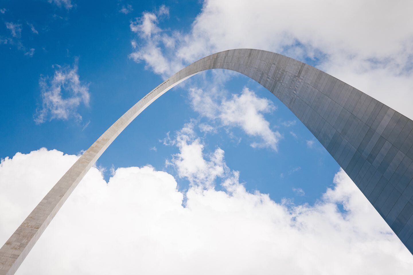 The Gateway Arc in St. Louis, Missouri. 👽