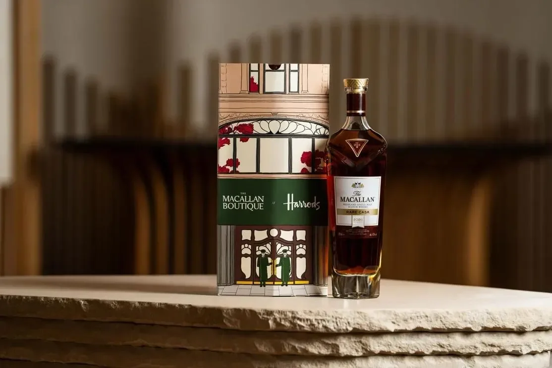 Javi Aznárez illustrates The Macallan Rare Cask 2026 for Harrods — Limited to just 100 bottles !