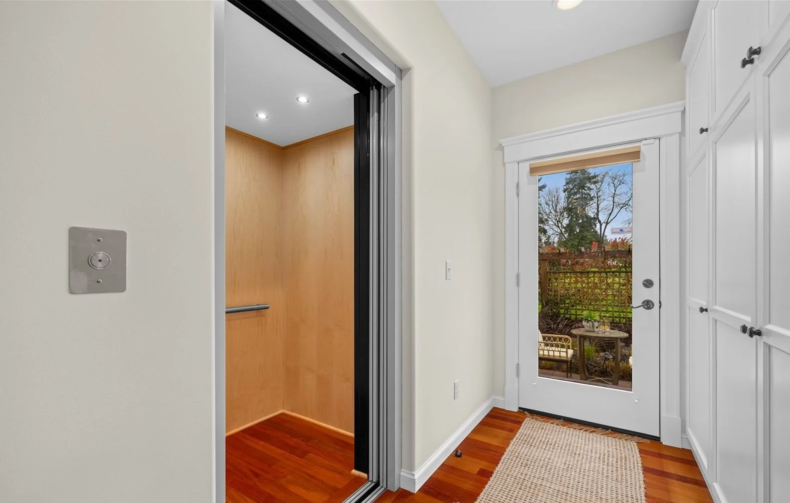 2315 38th Ave E, Seattle, WA 98112 16.jpeg