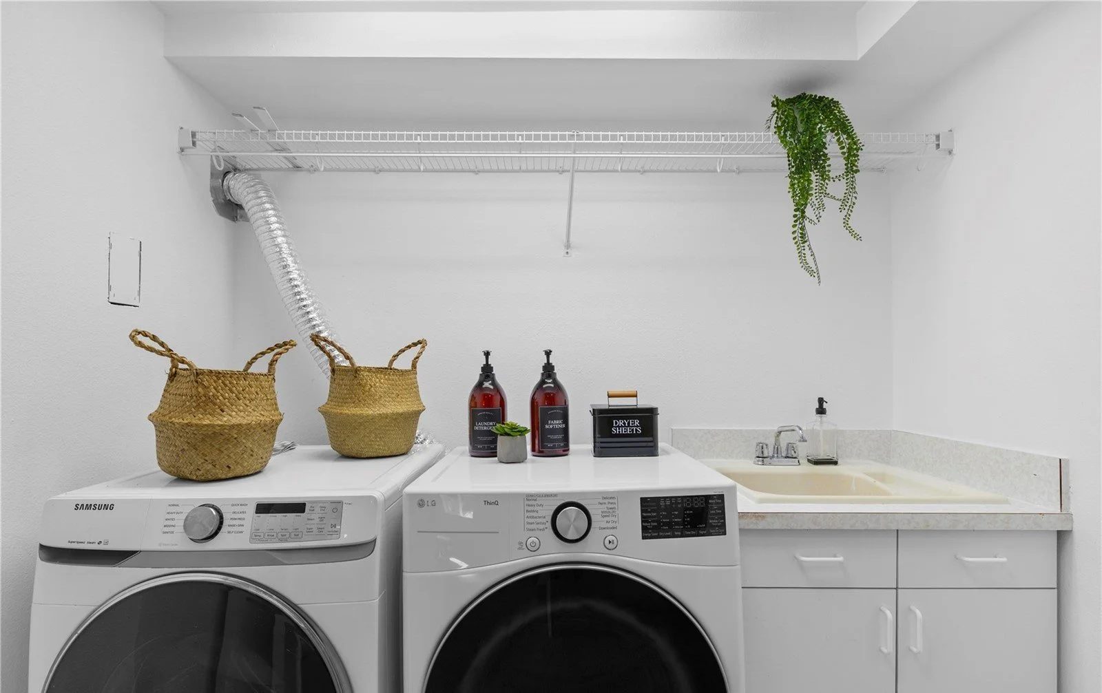 909 21st Ave E, Seattle, WA 98112 38.jpg