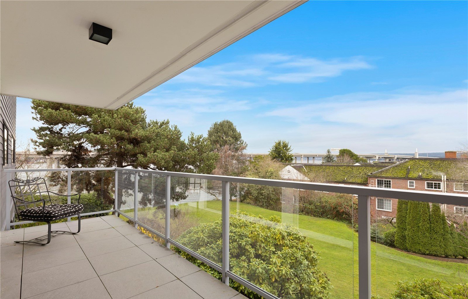 2501 Canterbury Lane E Unit #306, Seattle, WA 98112 4.jpg