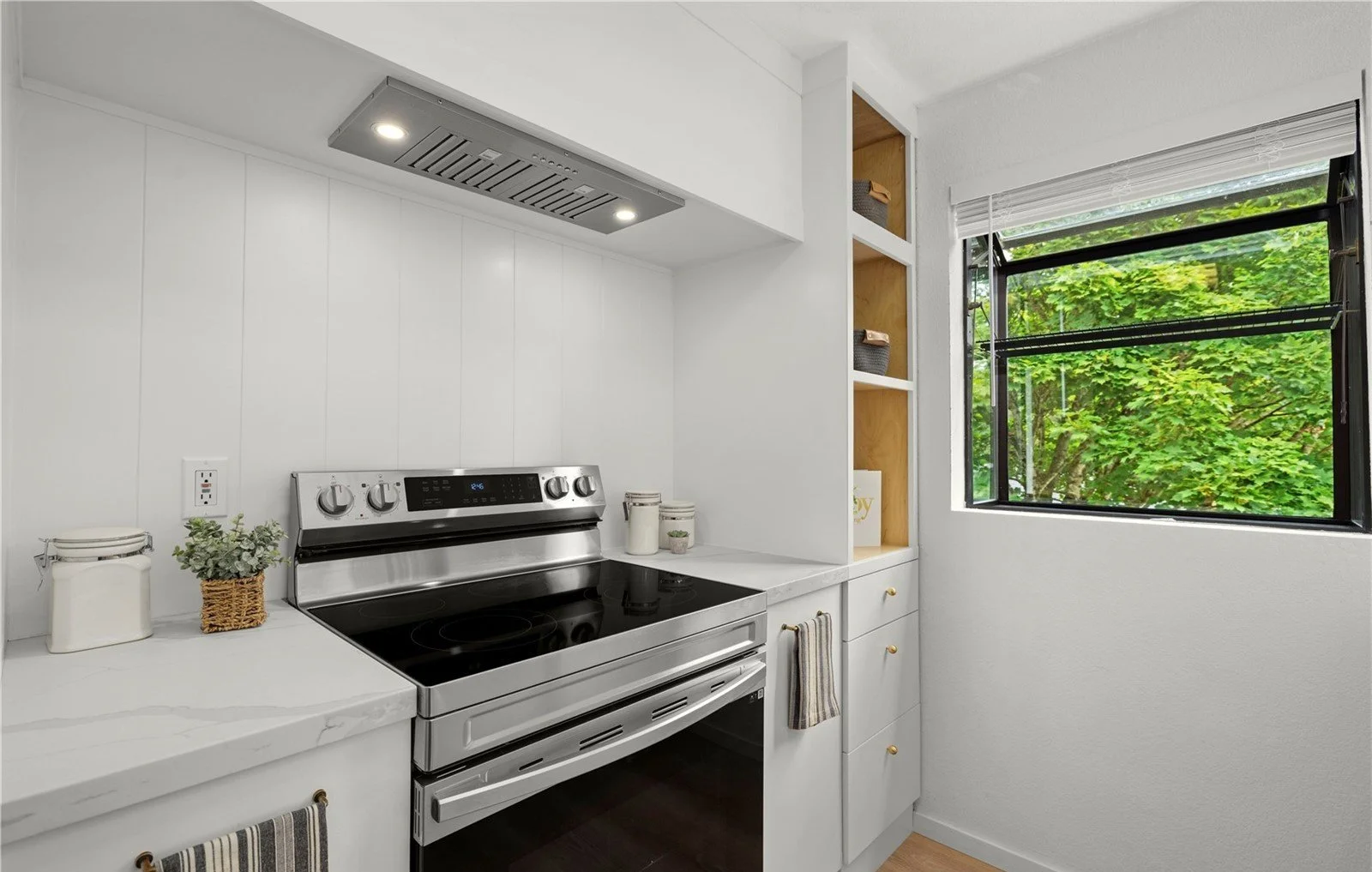 13801 Old Redmond Rd Unit #F211, Redmond, WA 98052 15.jpg