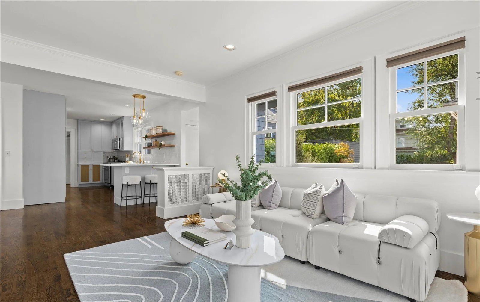 909 21st Ave E, Seattle, WA 98112 23.jpg