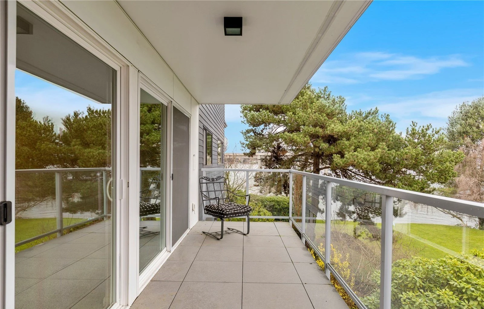 2501 Canterbury Lane E Unit #306, Seattle, WA 98112 6.jpg