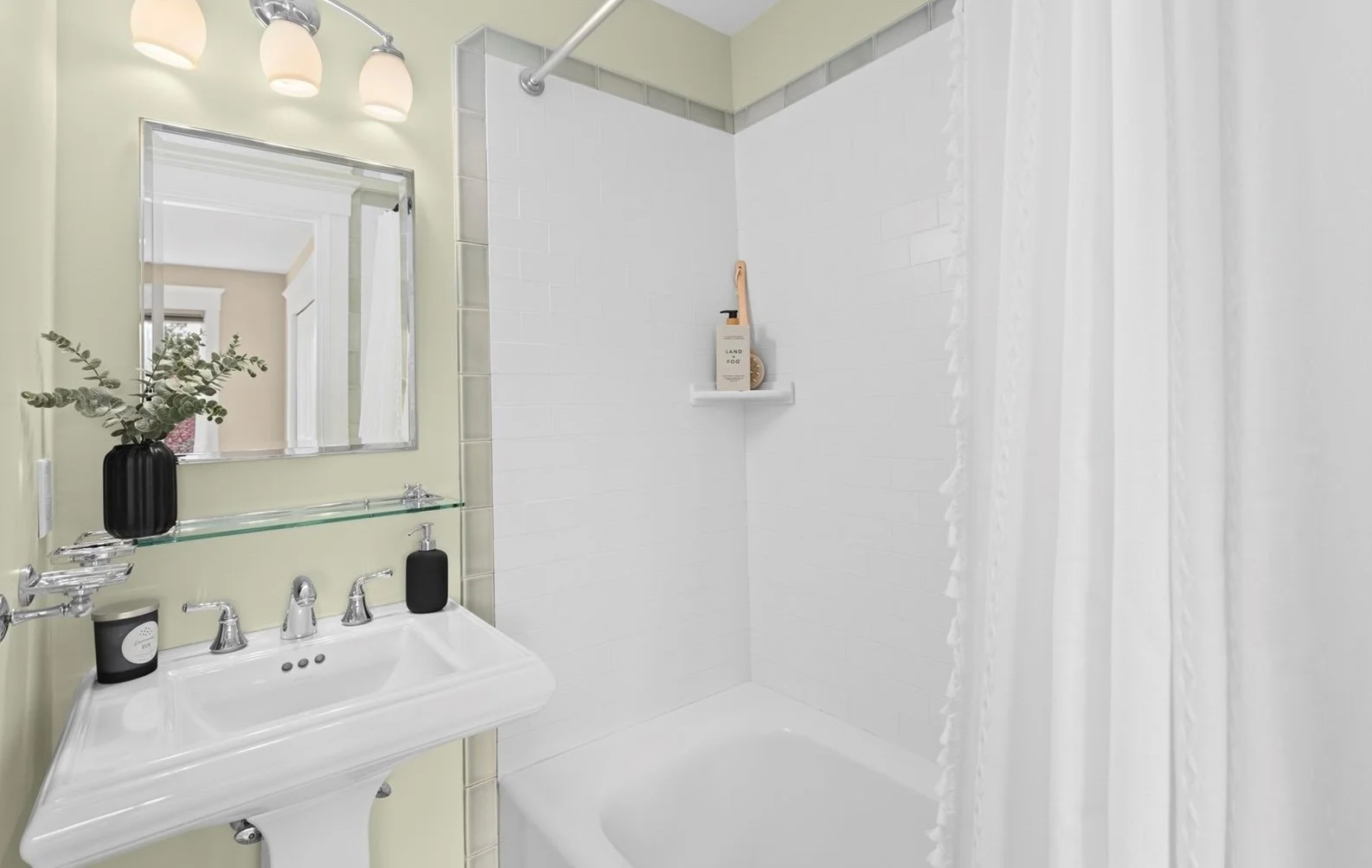 2315 38th Ave E, Seattle, WA 98112 34.jpeg