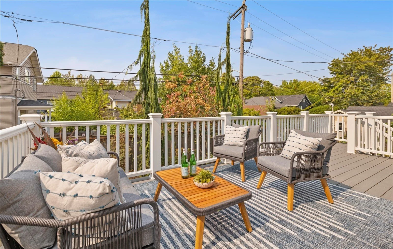 909 21st Ave E, Seattle, WA 98112 19.jpg
