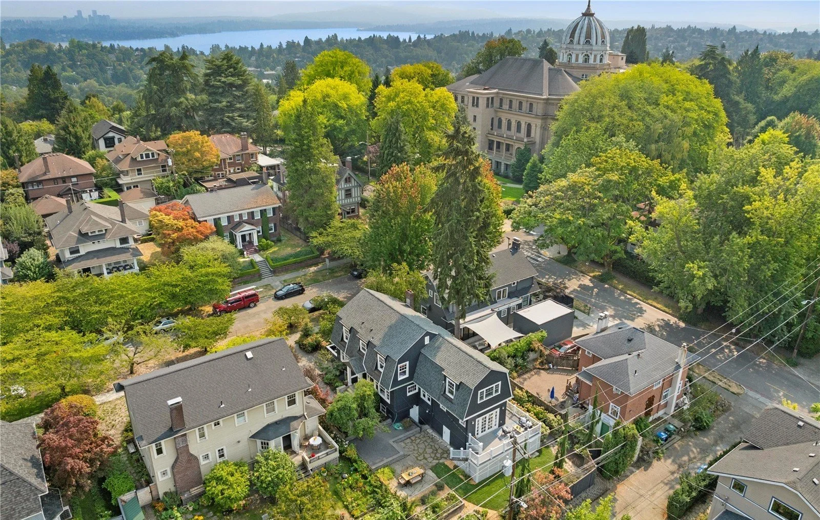 909 21st Ave E, Seattle, WA 98112 39.jpg