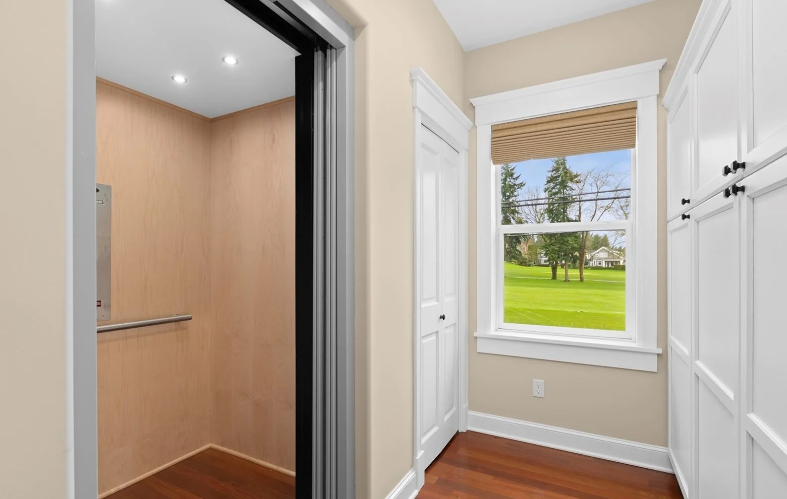 2315 38th Ave E, Seattle, WA 98112 24.jpeg