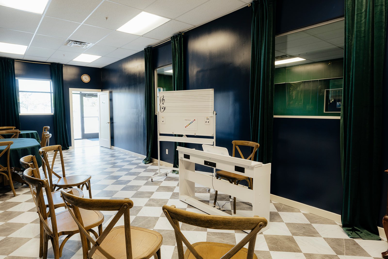 Music classes being held at Eleve Arts Academy in Syracuse Utah