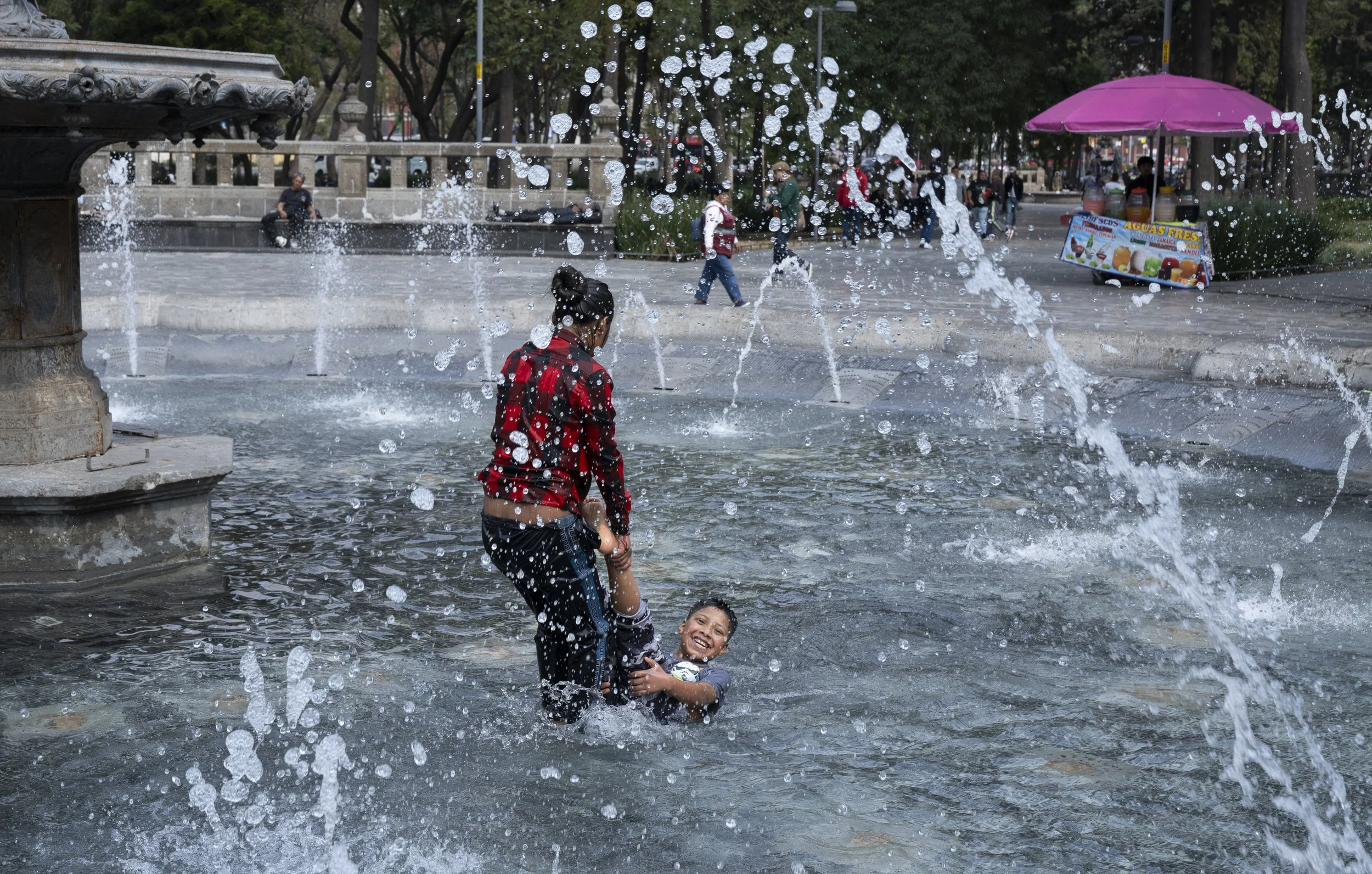 What are fountains for?  Alameda Central Park, Mexico City, Mexico