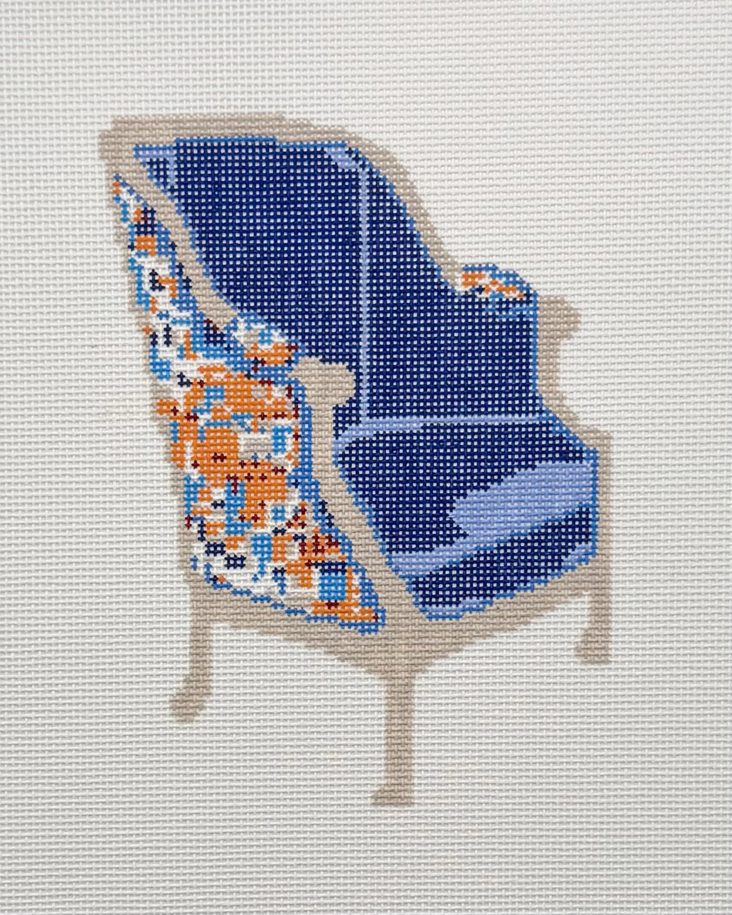 IBD55 Blue Velvet Wingback 6 x 4.5  18M