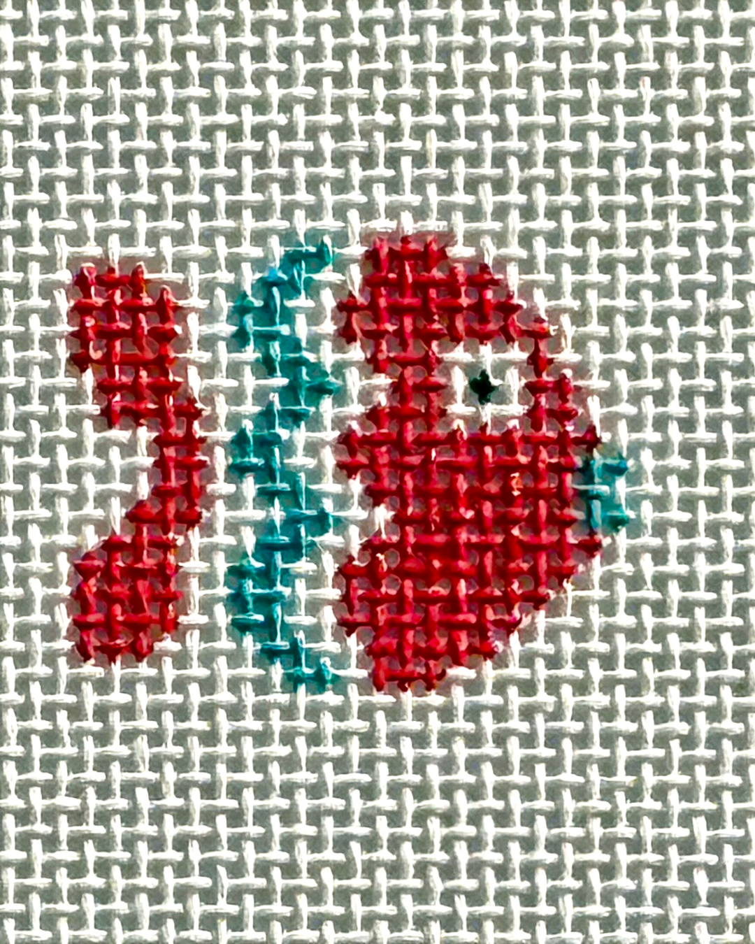 Mini Kissy Fish Right Red