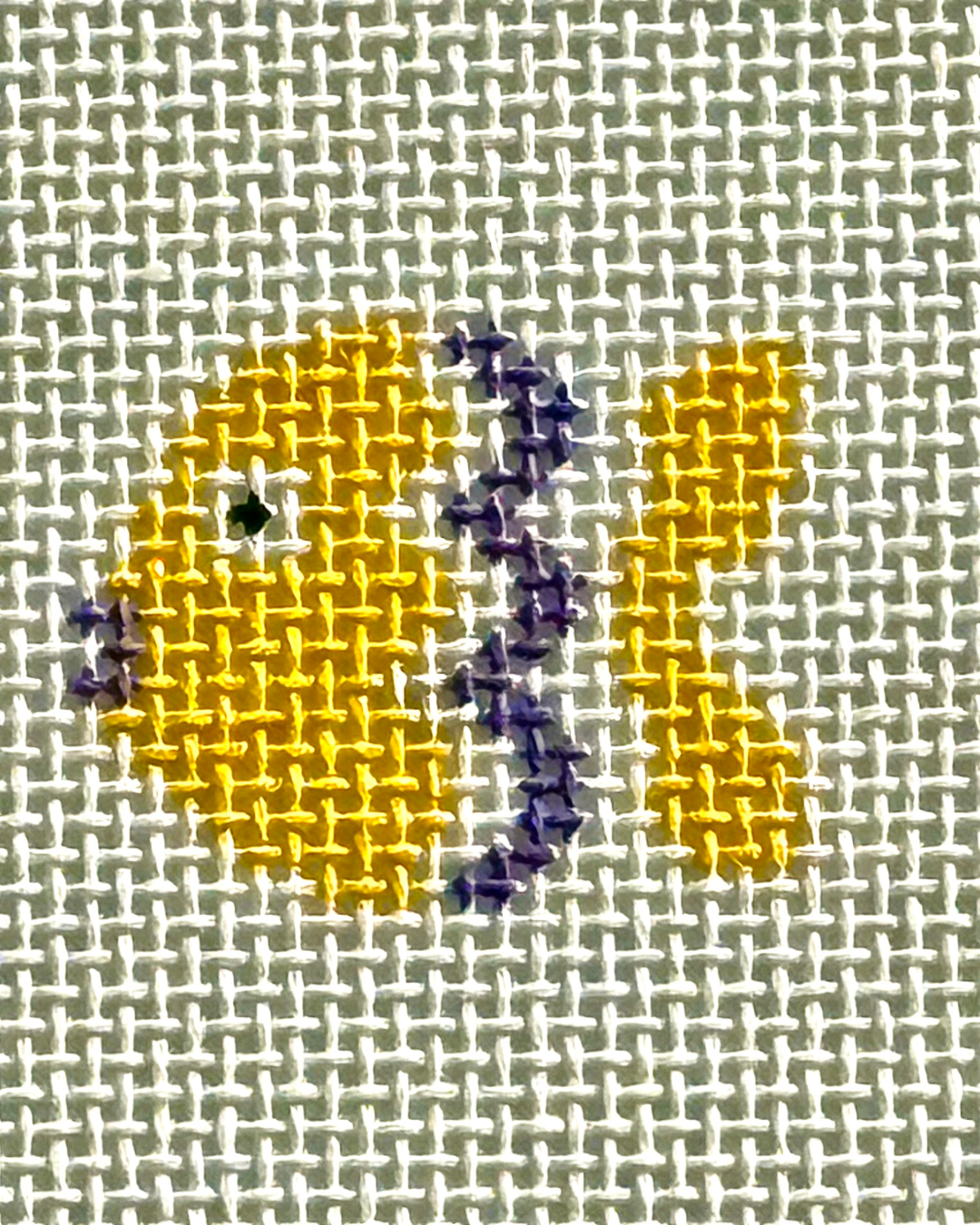 Mini Kissy Fish Left Yellow