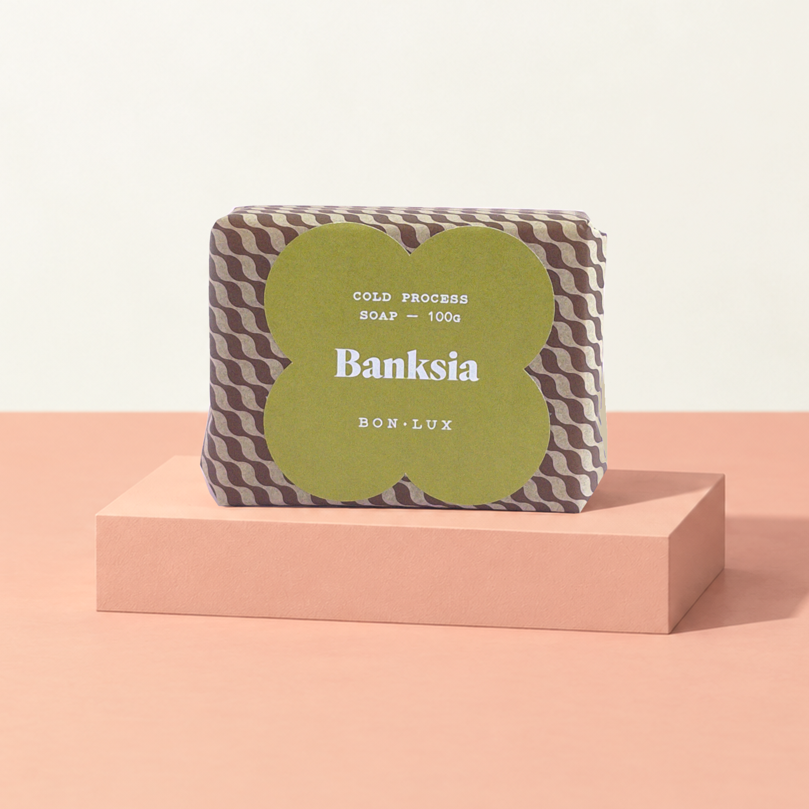banksia-on-peach-stand_cleaned_cleaned.png