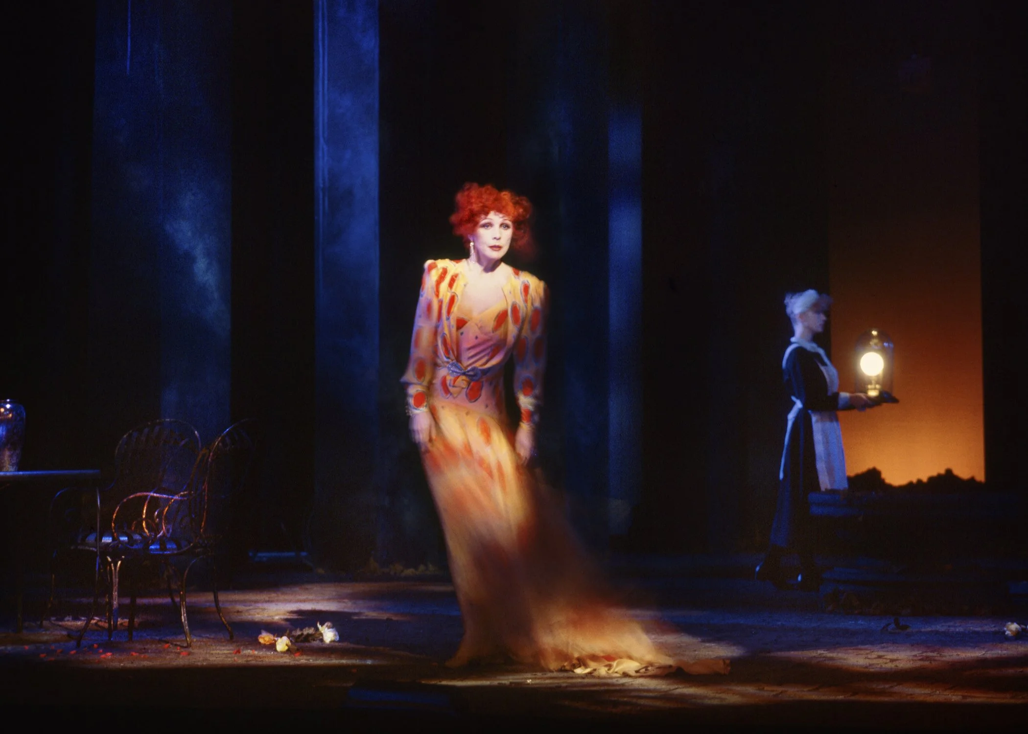 Lise Fjellstad "Livet i Vold" Nasjonalteateret (Innkjøpt av KODE 2025)