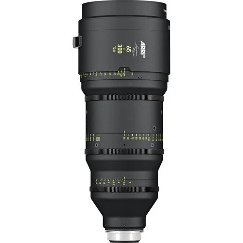 Signature Zoom 65-300.jpg