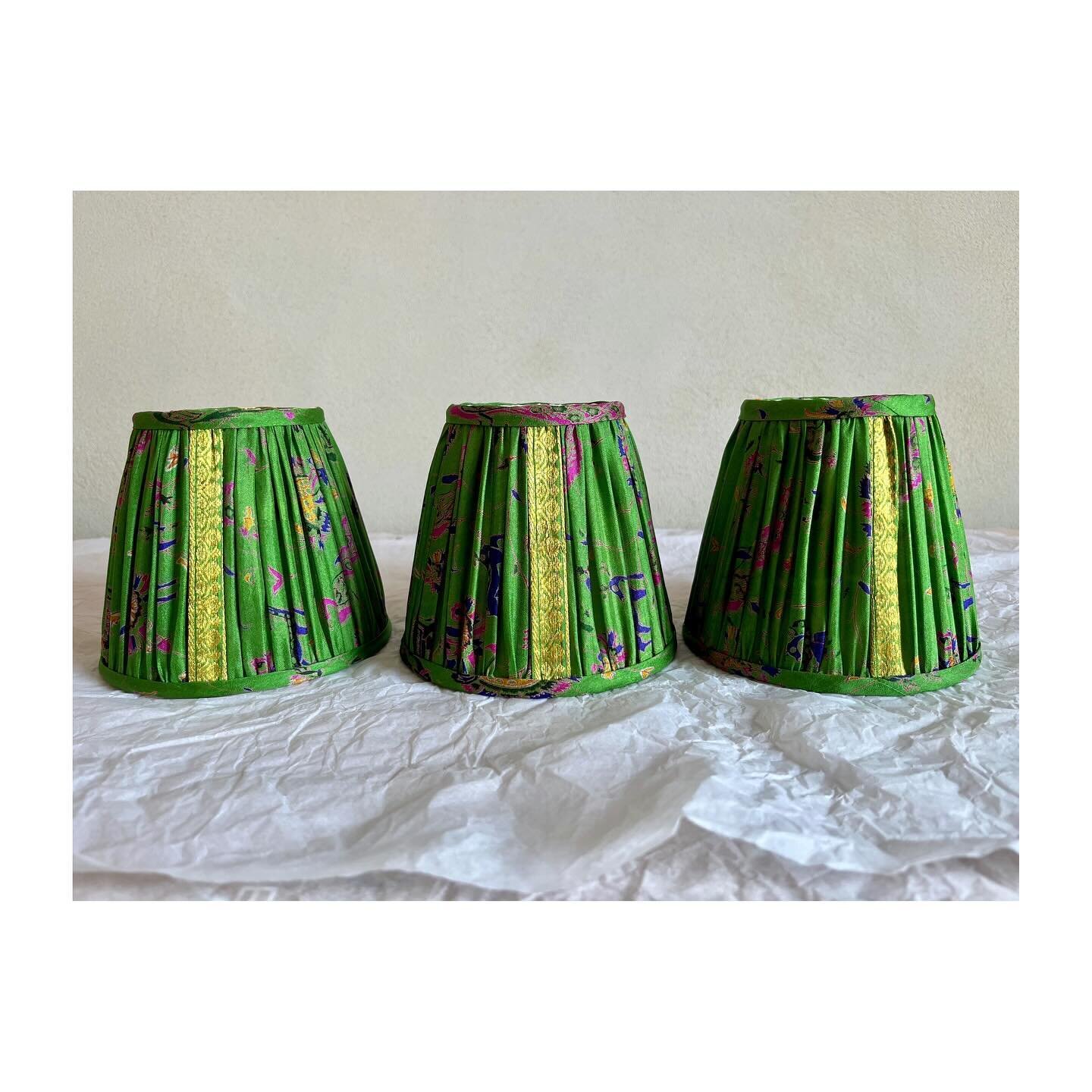 3 very delicious bespoke candle clip lampshades, just finished and on their way to their new home! Created from a vintage silk organza sari, with a rich gold trim. Yummy!! 🦚

#ediecroft #bespokelampshades
